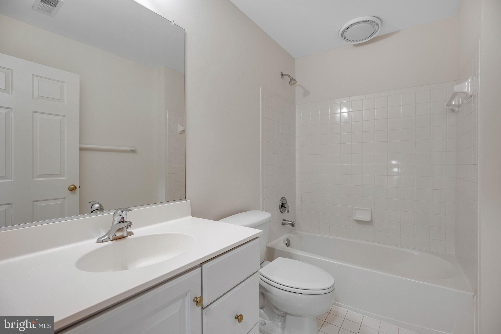 OLD TOWN GREENS - Residential