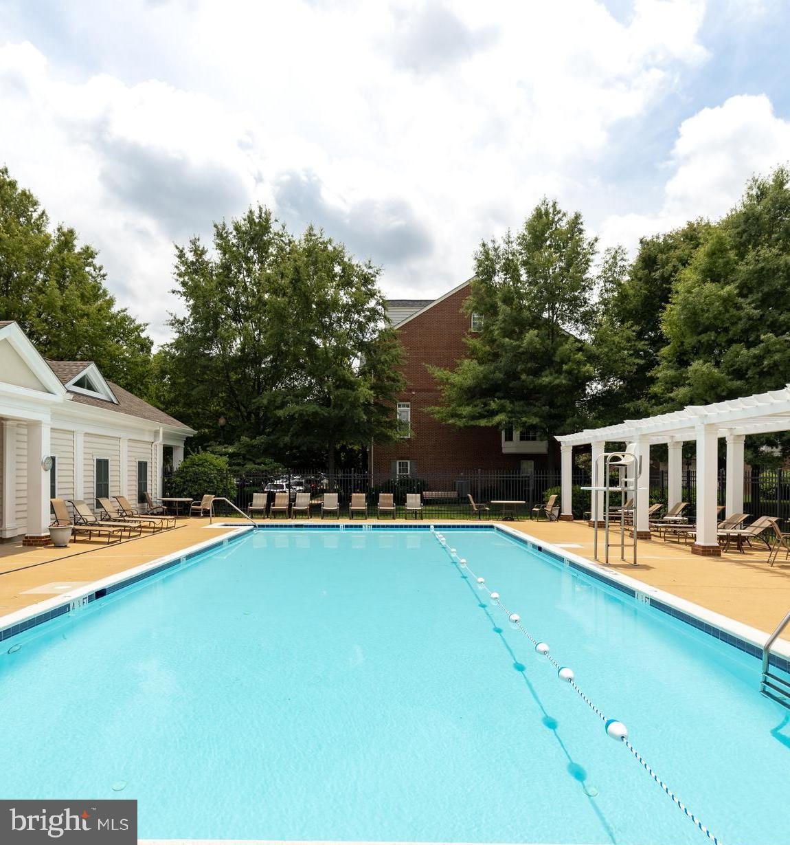 OLD TOWN GREENS - Residential