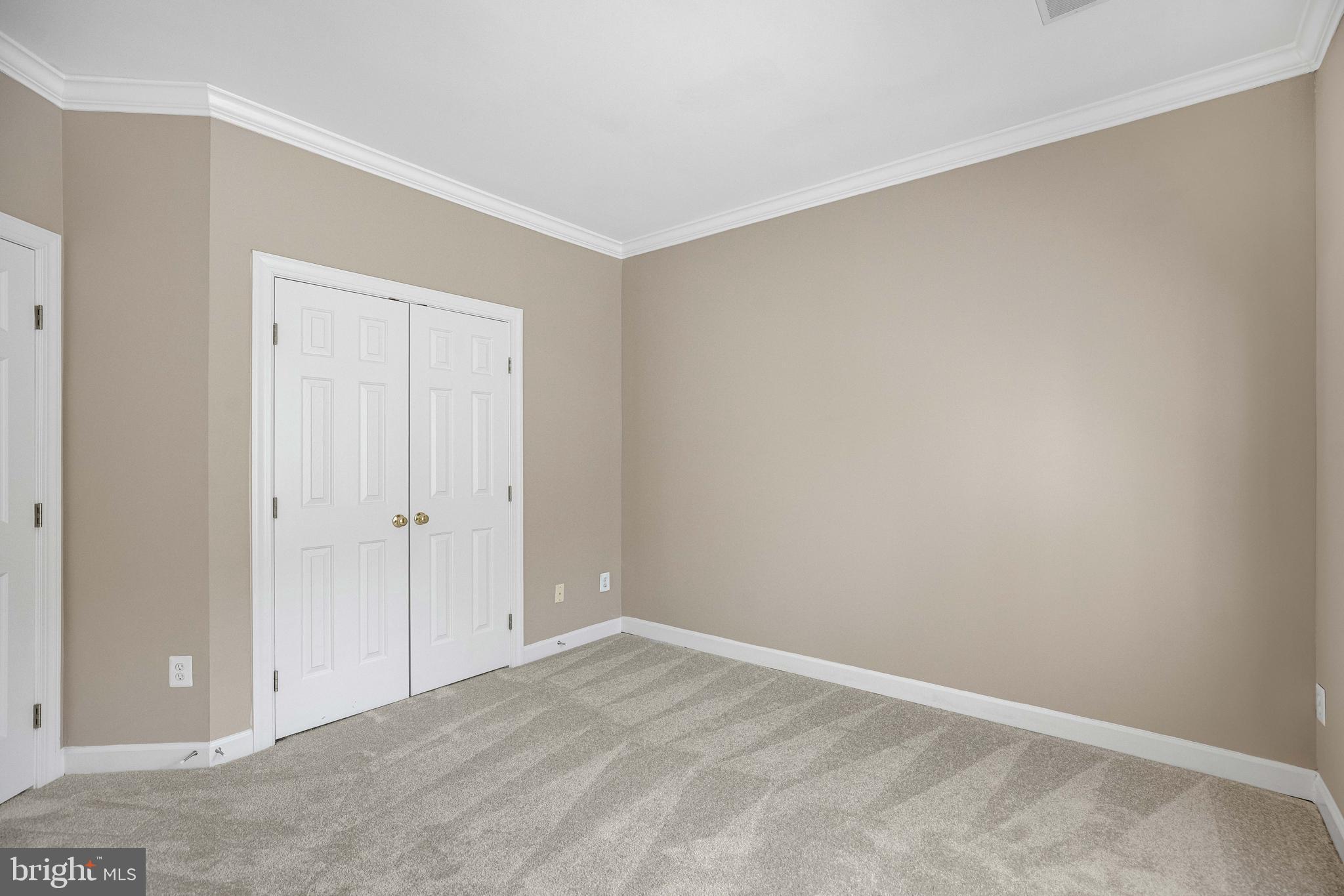 OLD TOWN GREENS - Residential