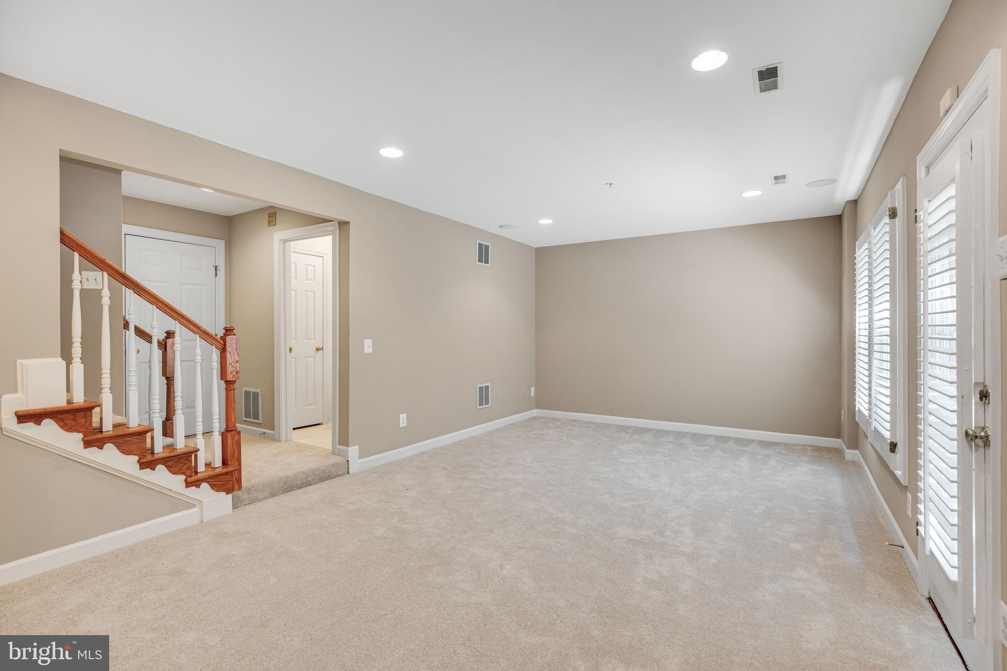 OLD TOWN GREENS - Residential