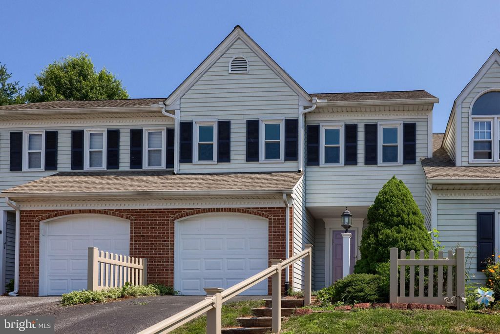 Photo of 3213 Pinewyn Circle, LANCASTER, PA 17601 (MLS # PALA2091634)