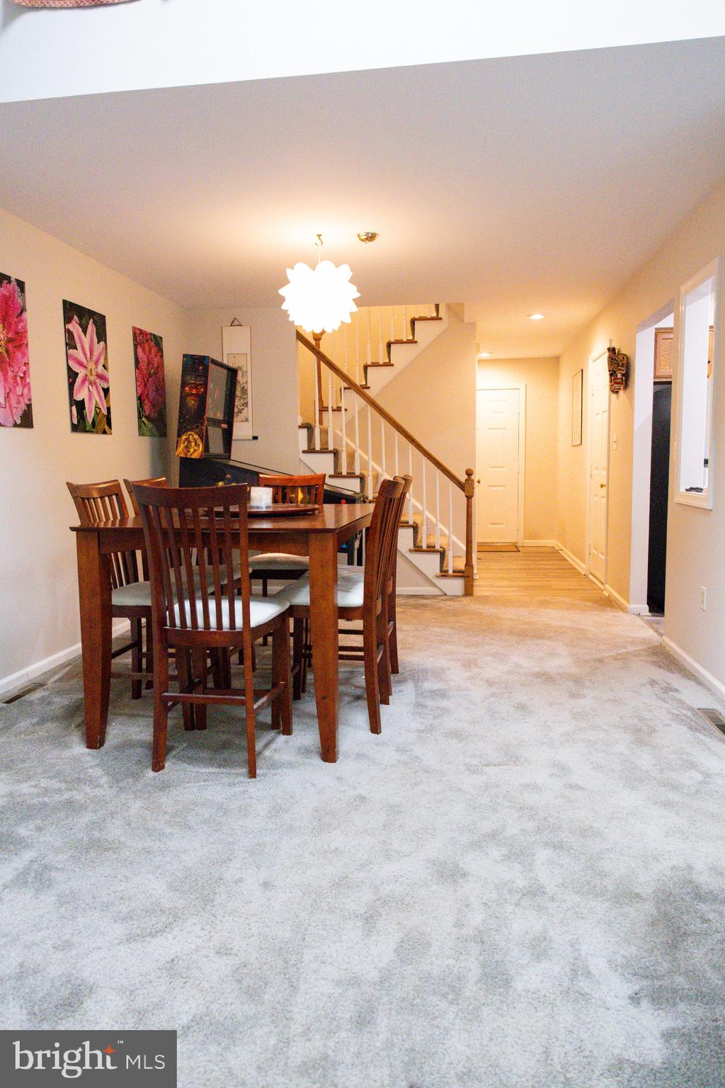 3213 PINEWYN CIRCLE