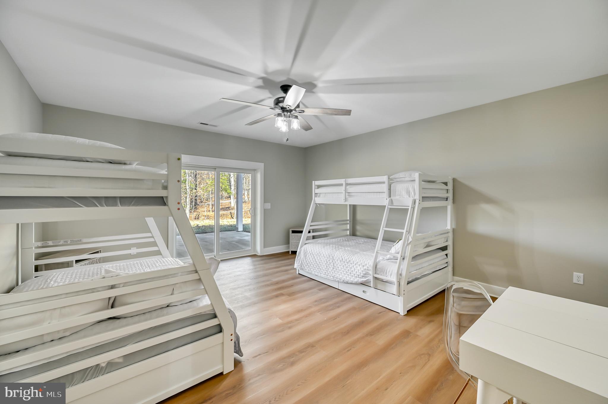 MILL RUN - Residential