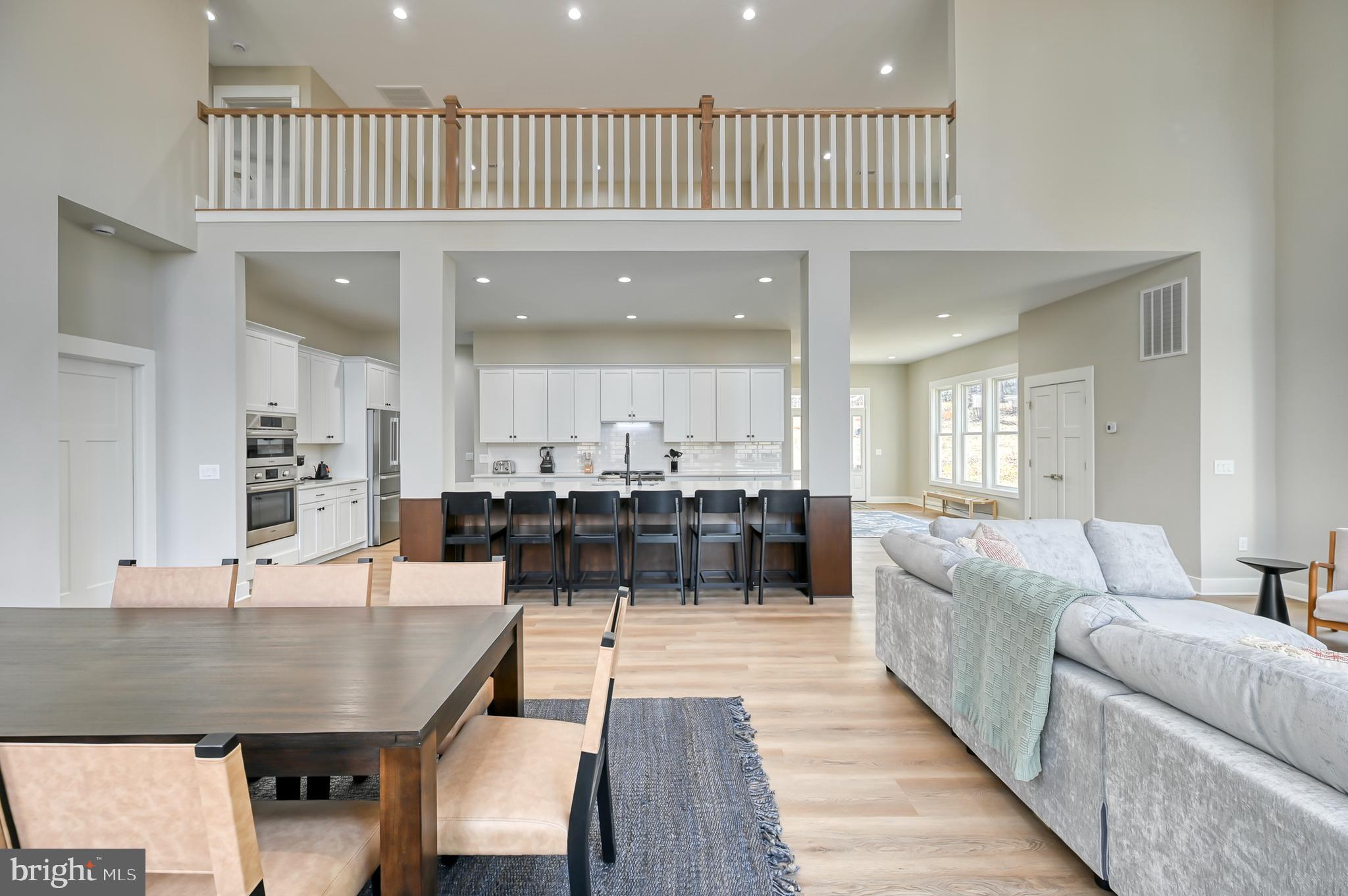 MILL RUN - Residential