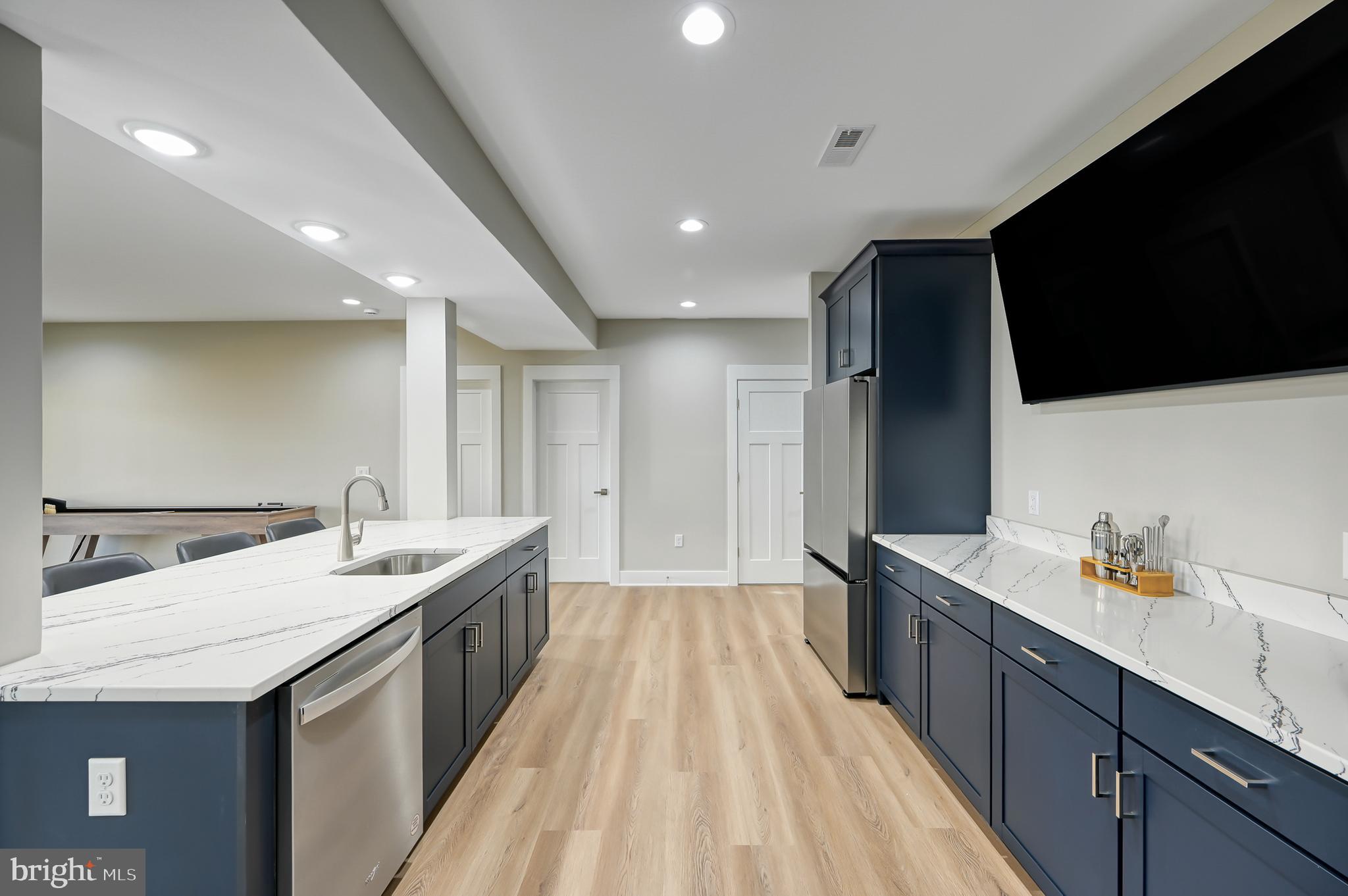 MILL RUN - Residential