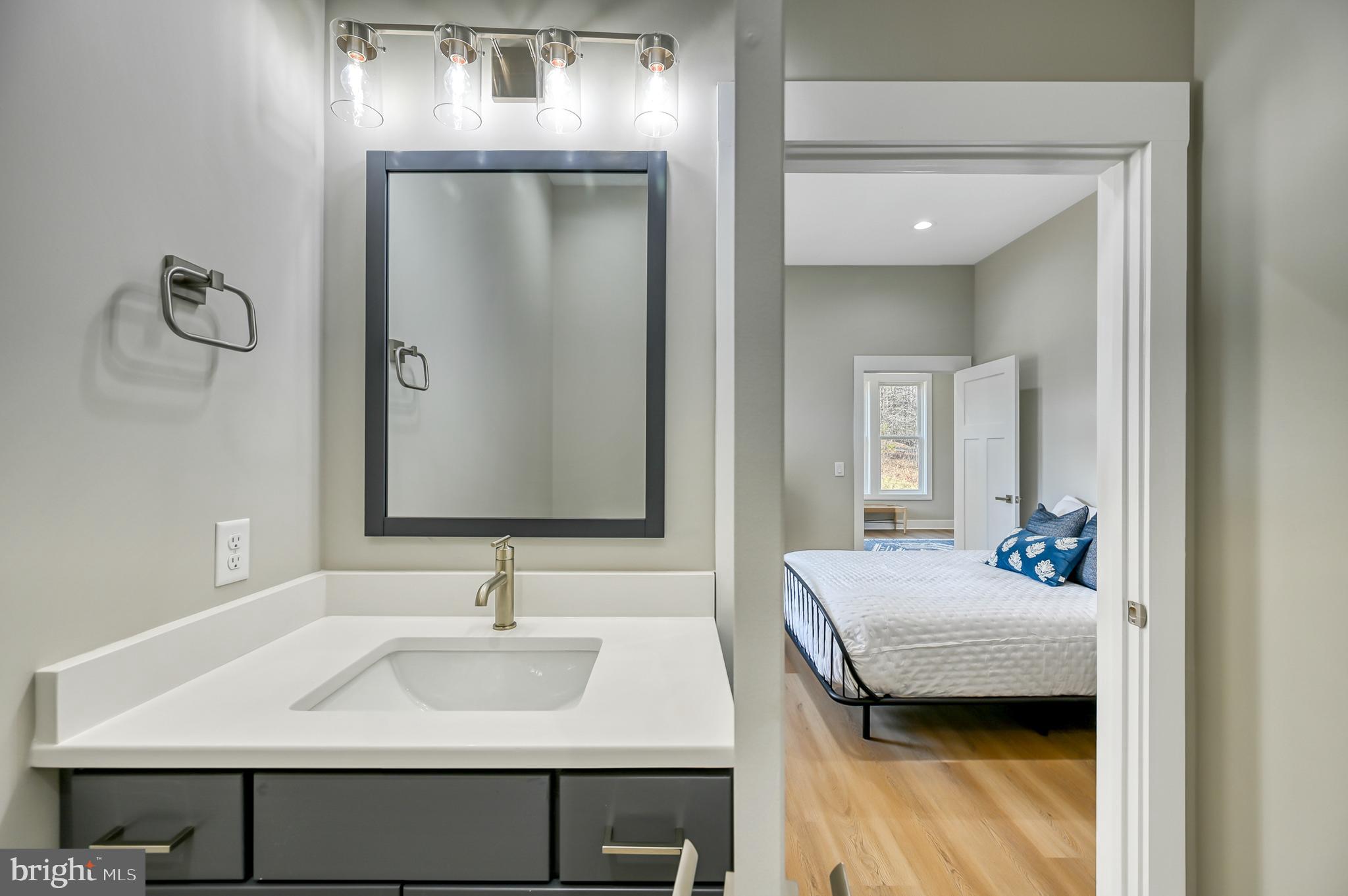 MILL RUN - Residential