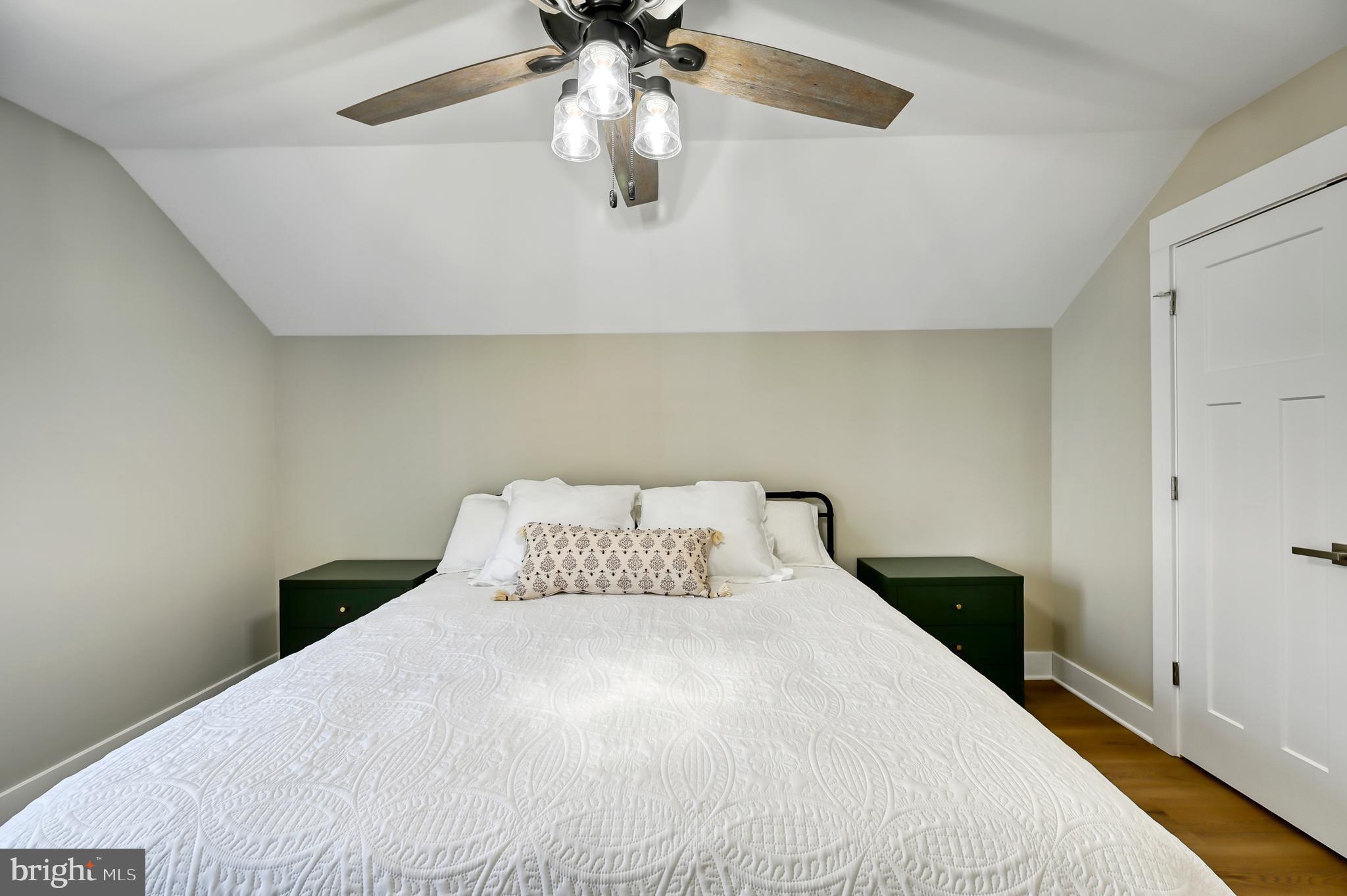 MILL RUN - Residential