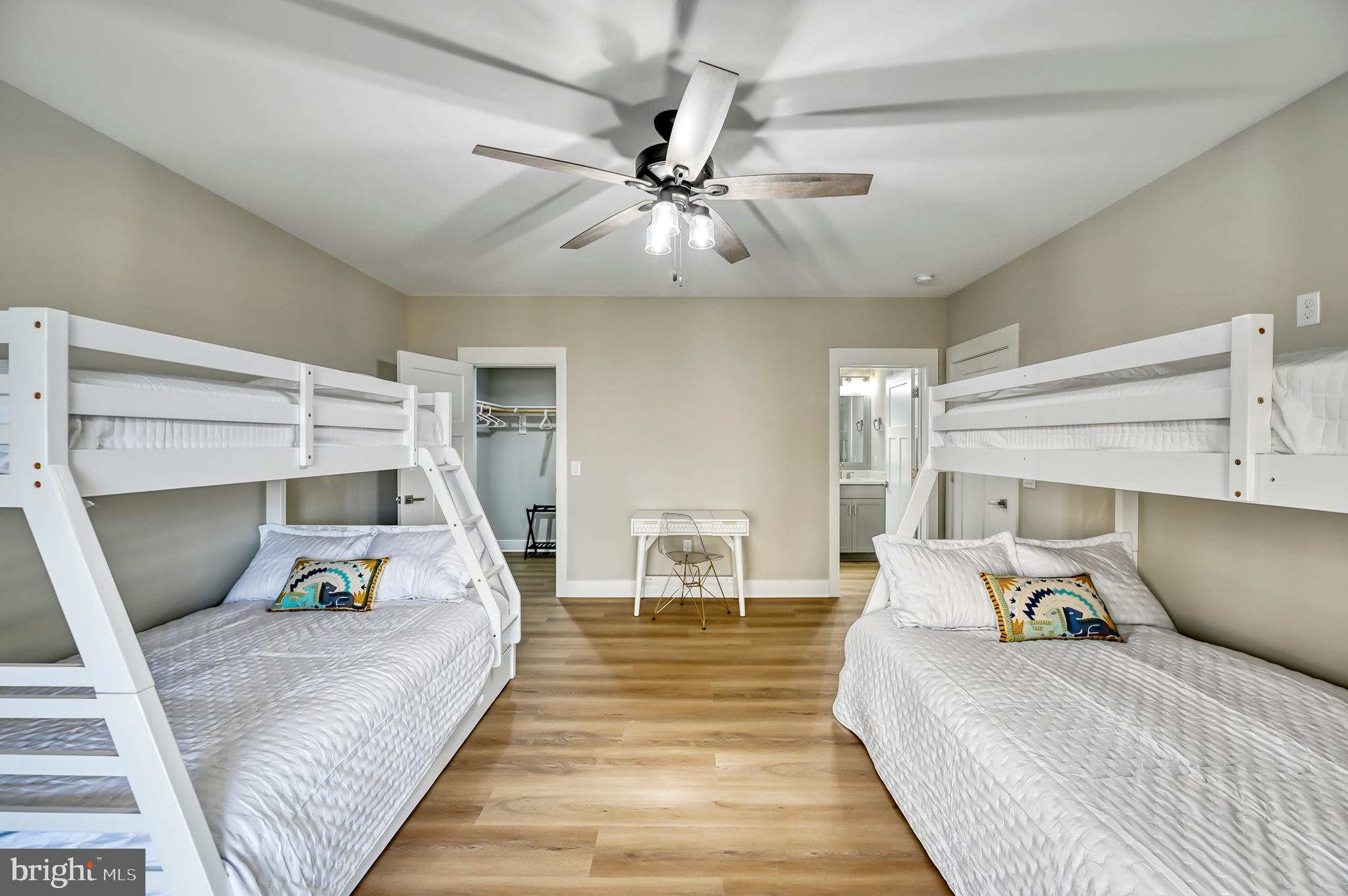 MILL RUN - Residential