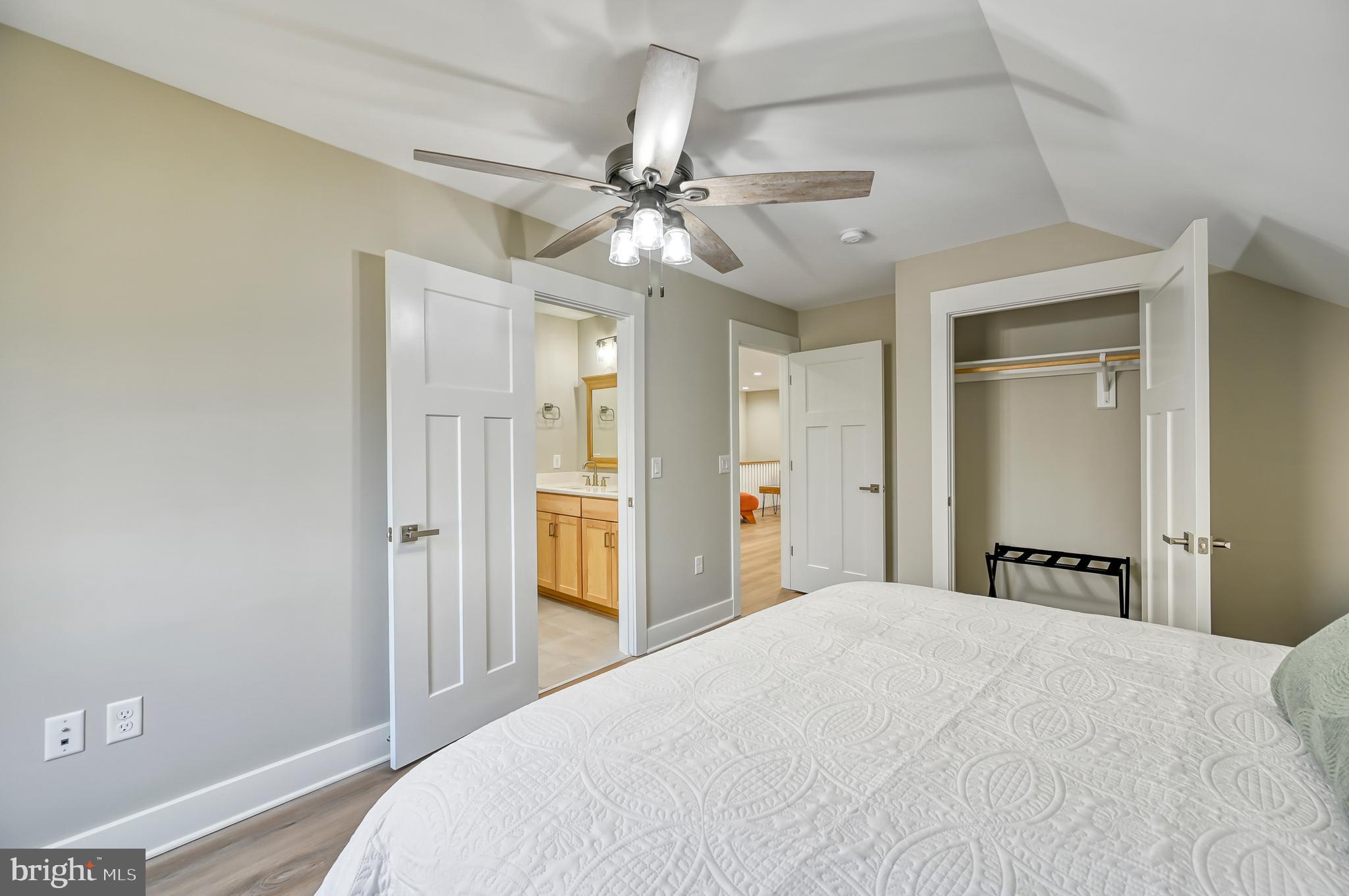 MILL RUN - Residential