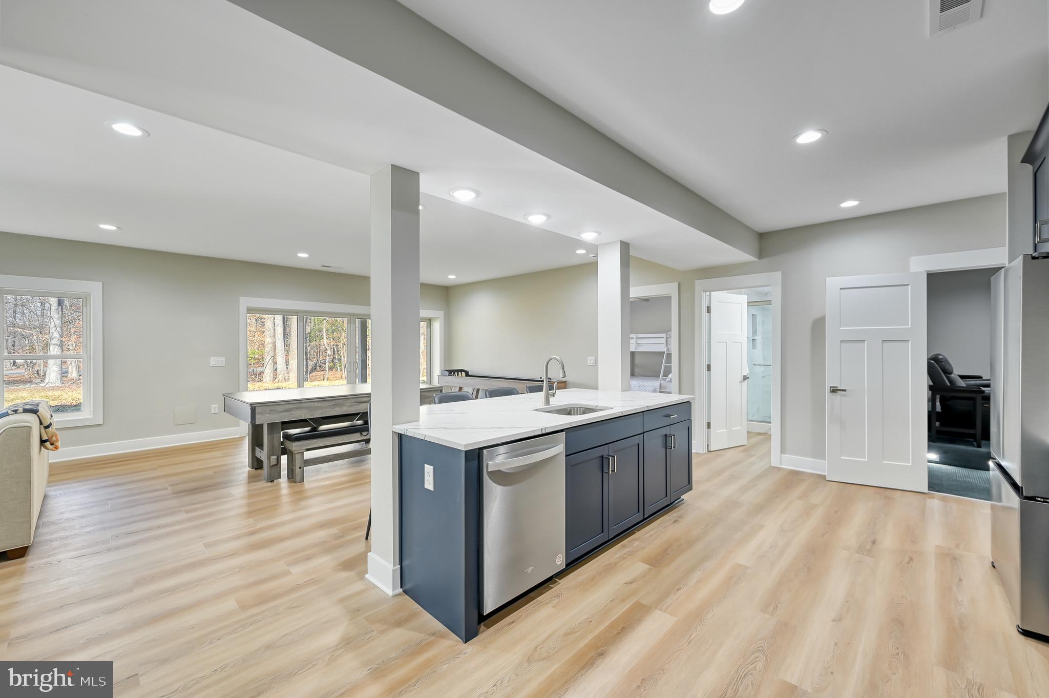 MILL RUN - Residential