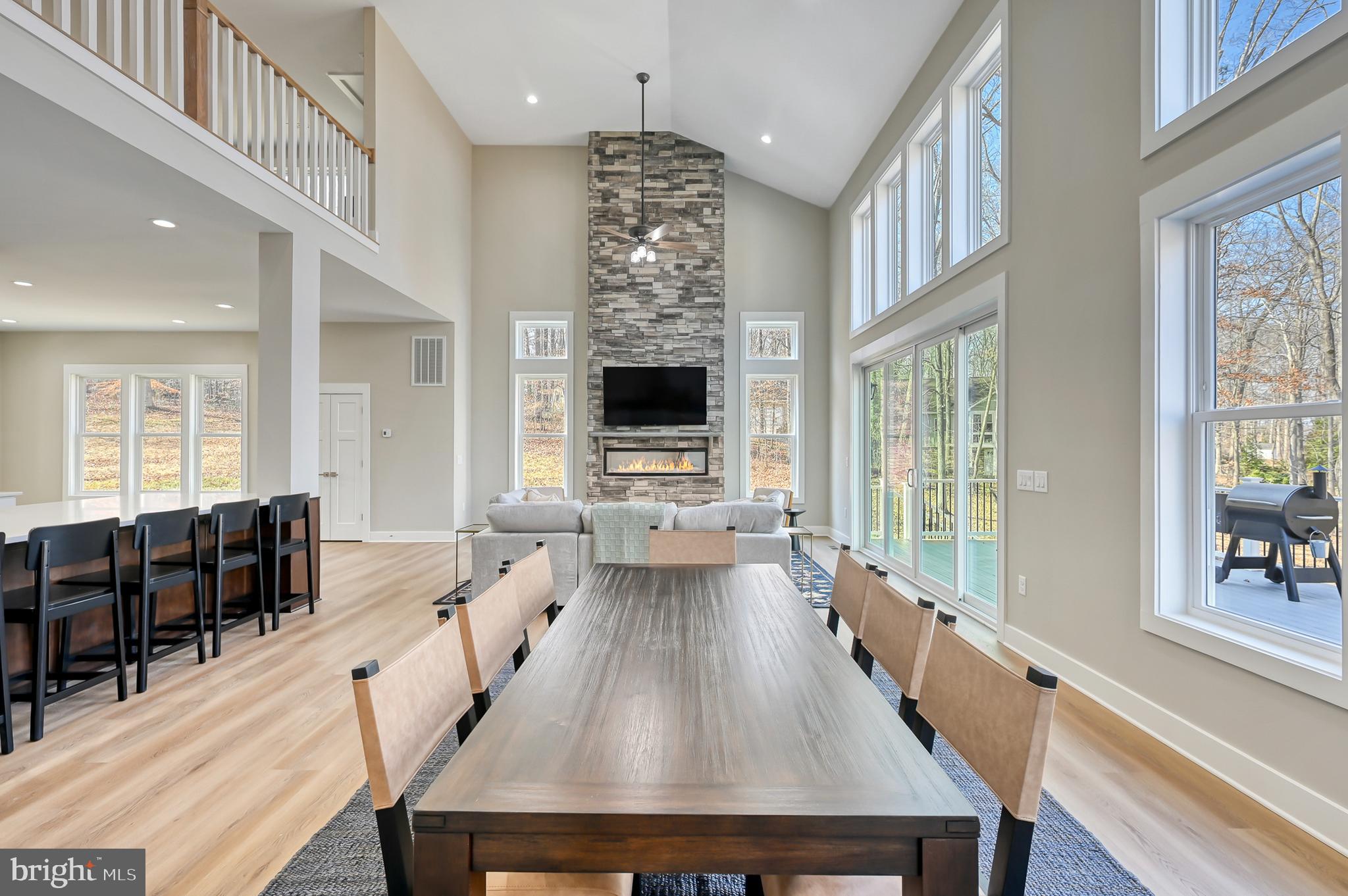 MILL RUN - Residential