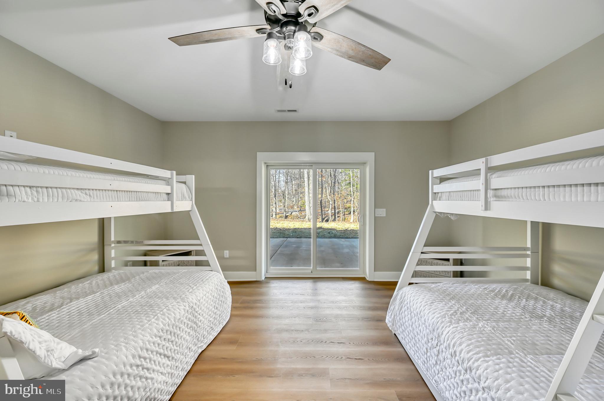 MILL RUN - Residential