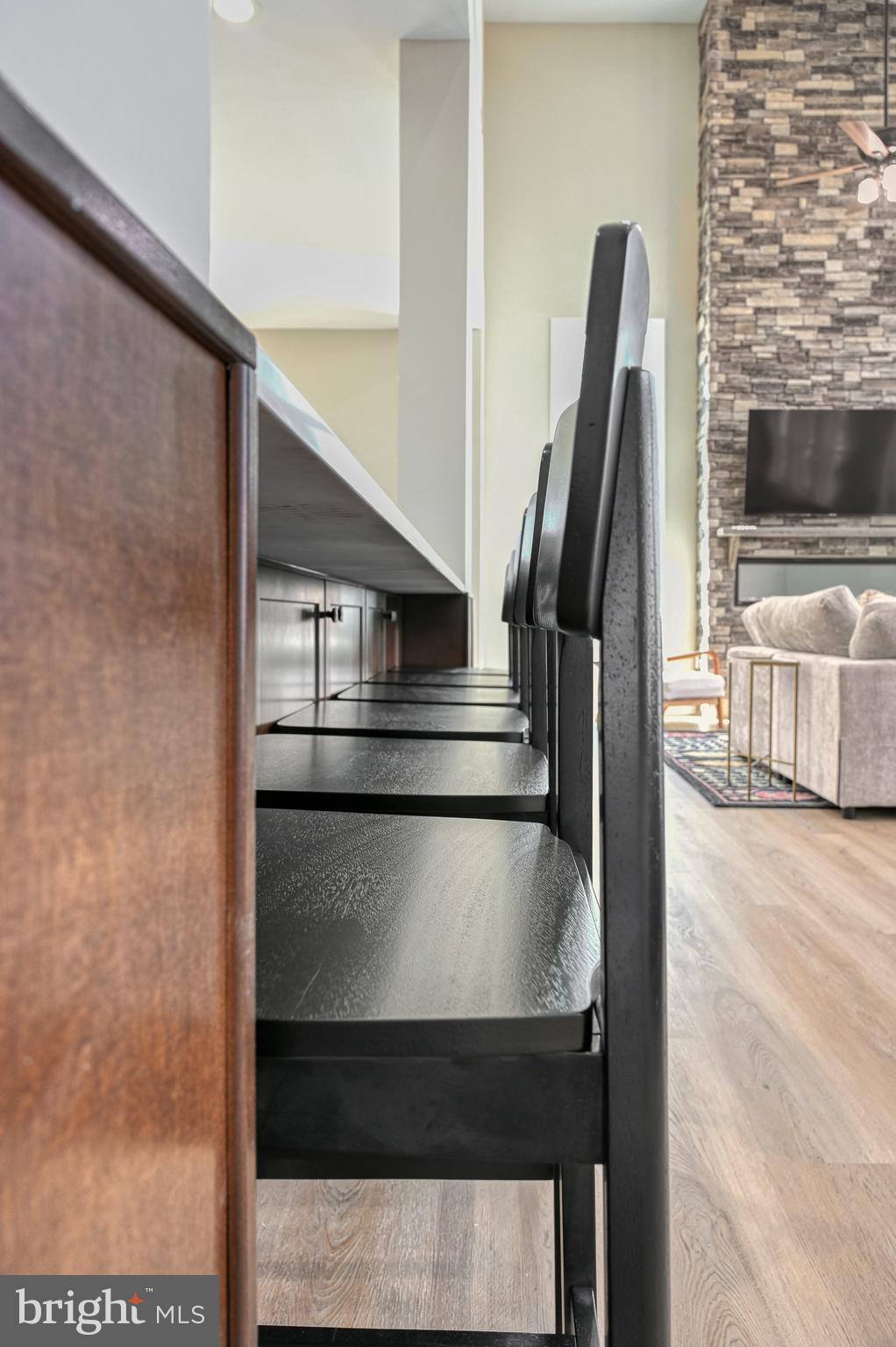 MILL RUN - Residential