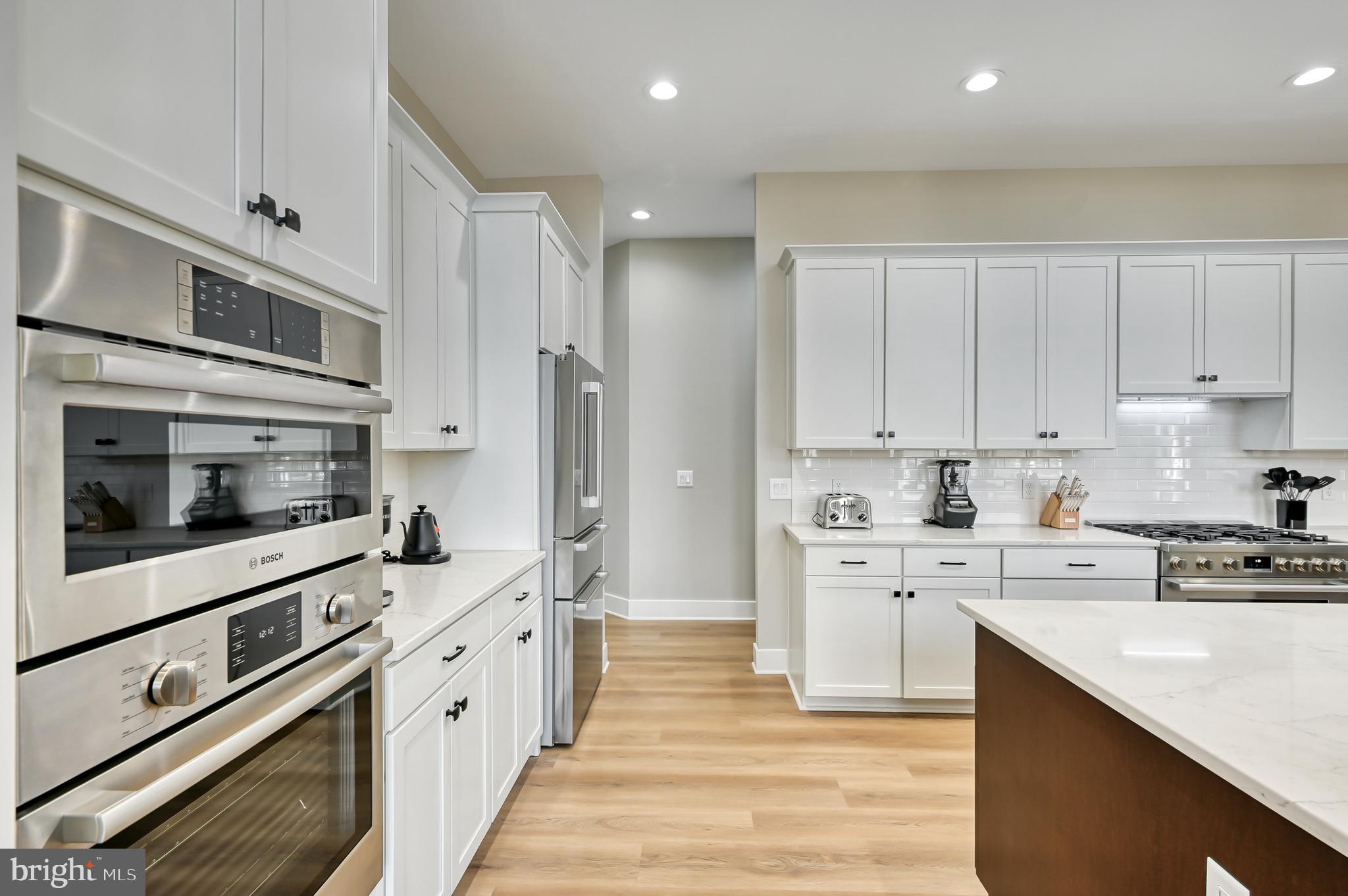 MILL RUN - Residential