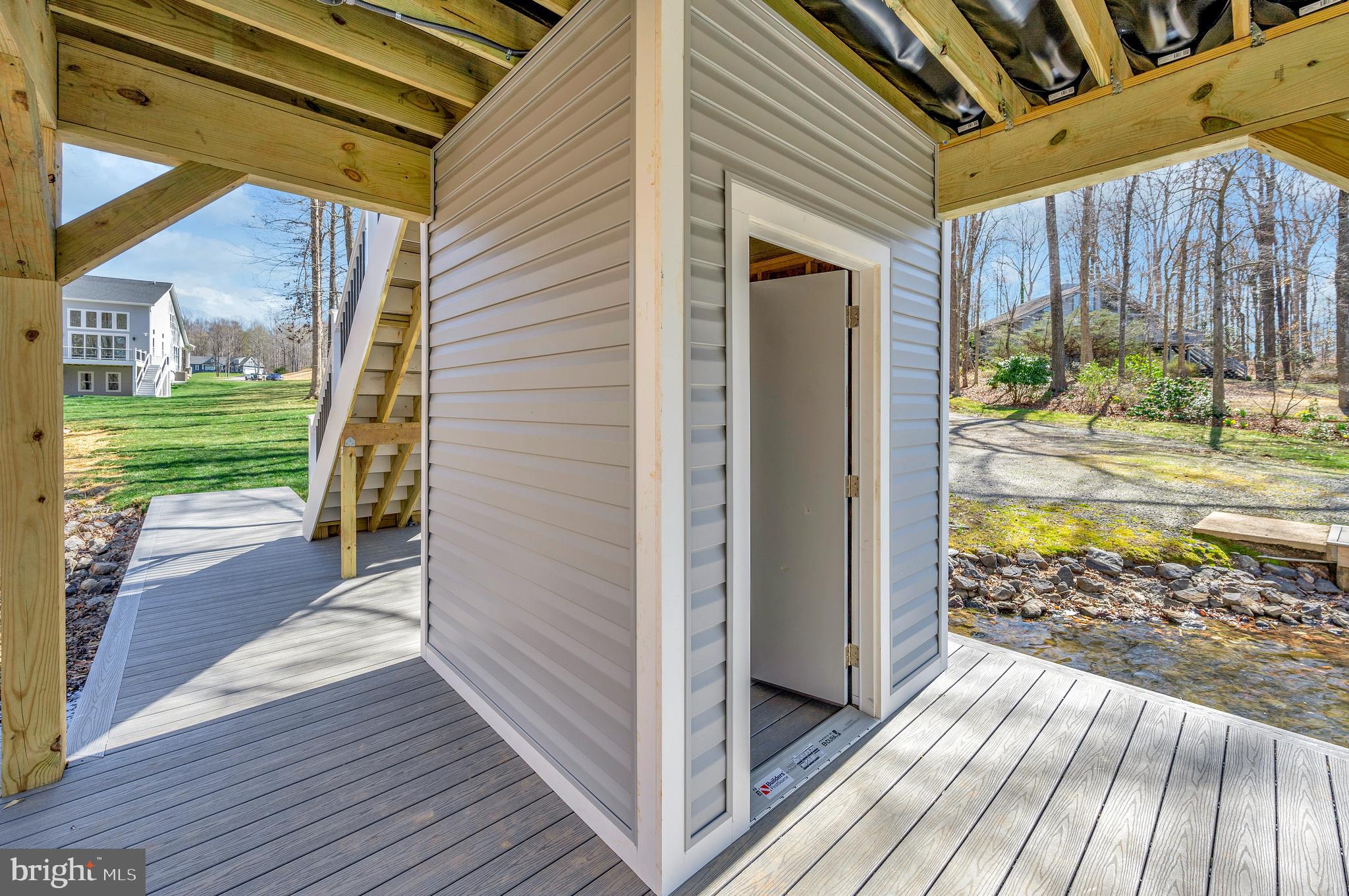 MILL RUN - Residential