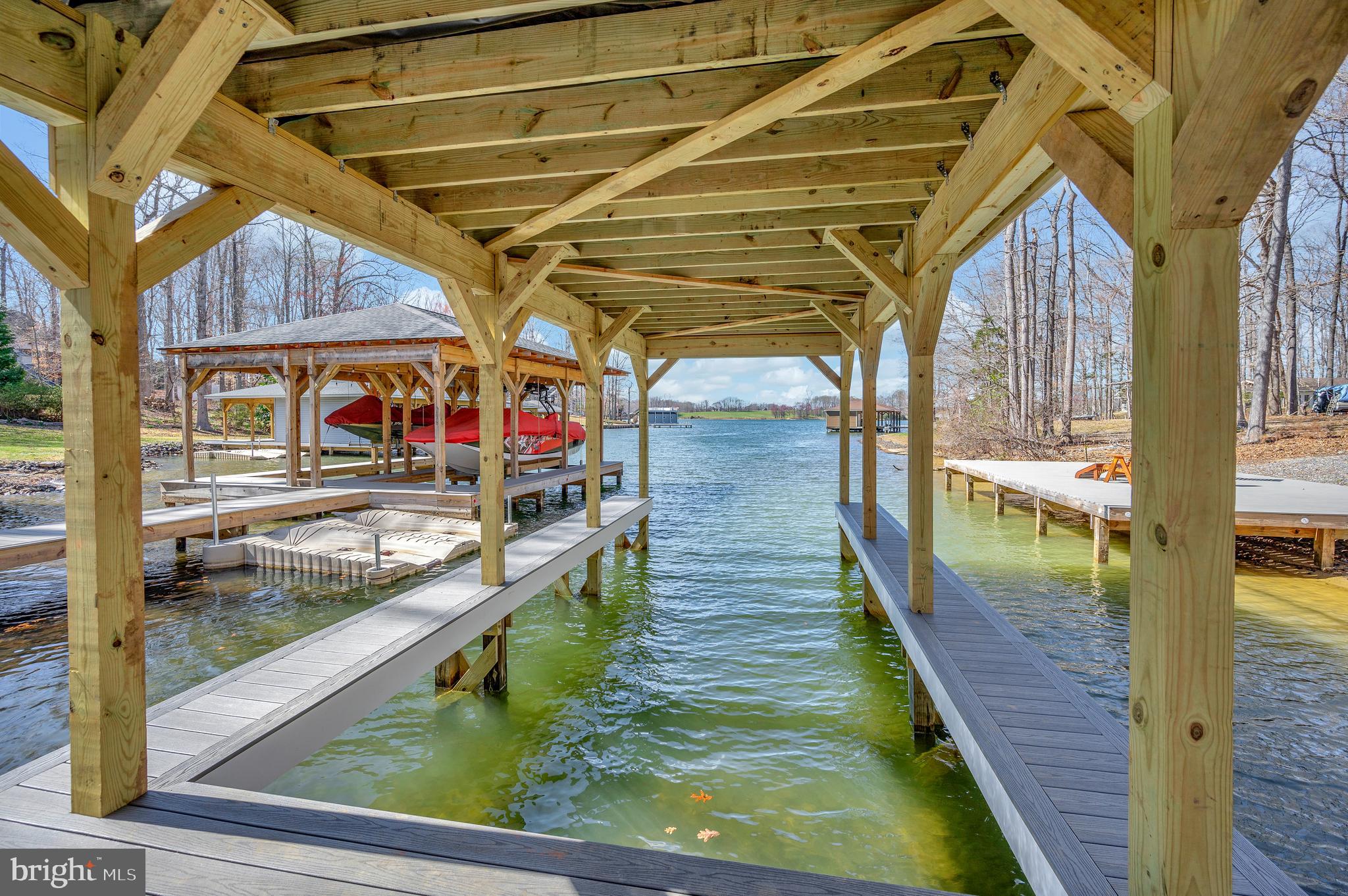 MILL RUN - Residential