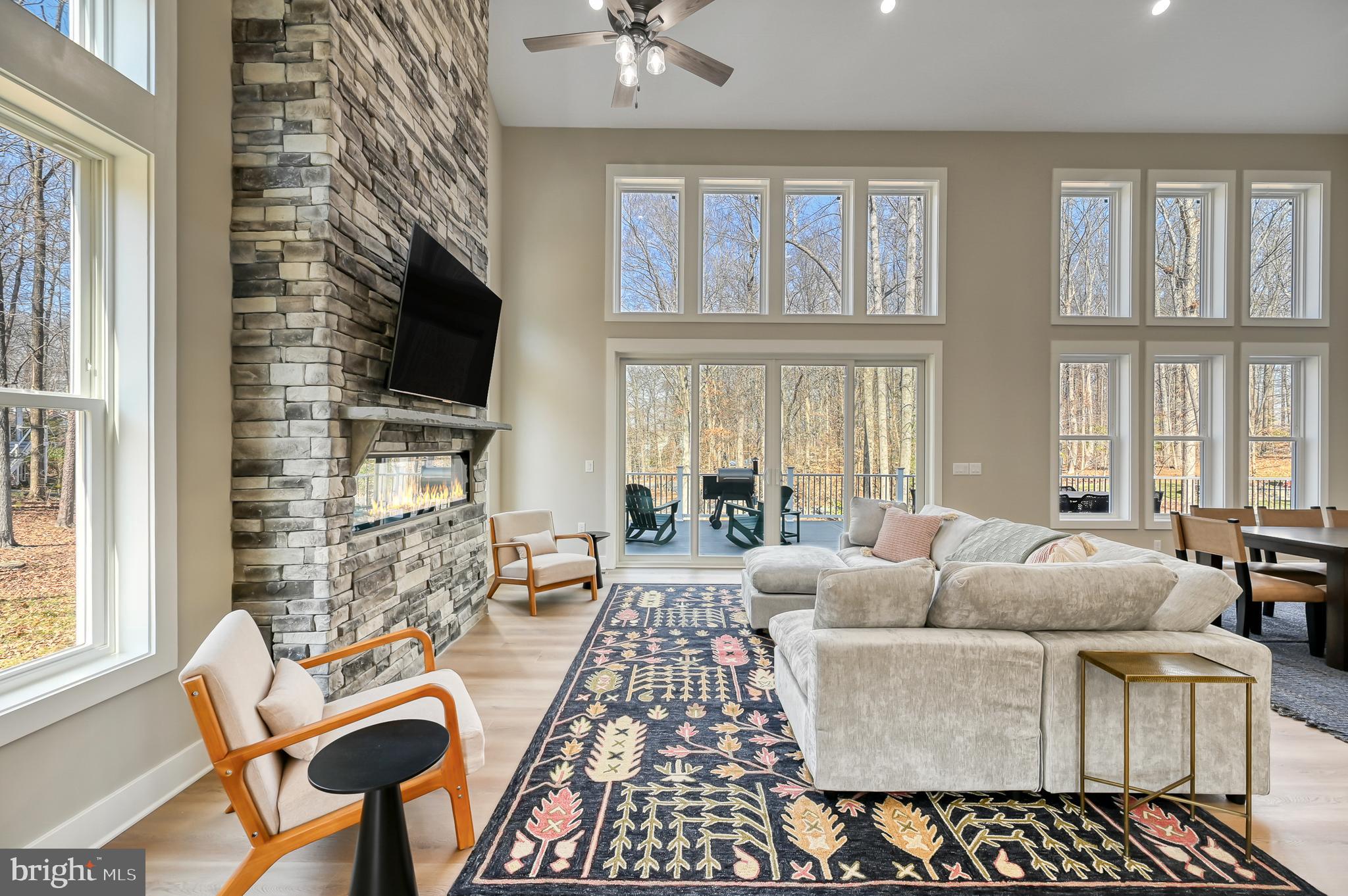 MILL RUN - Residential