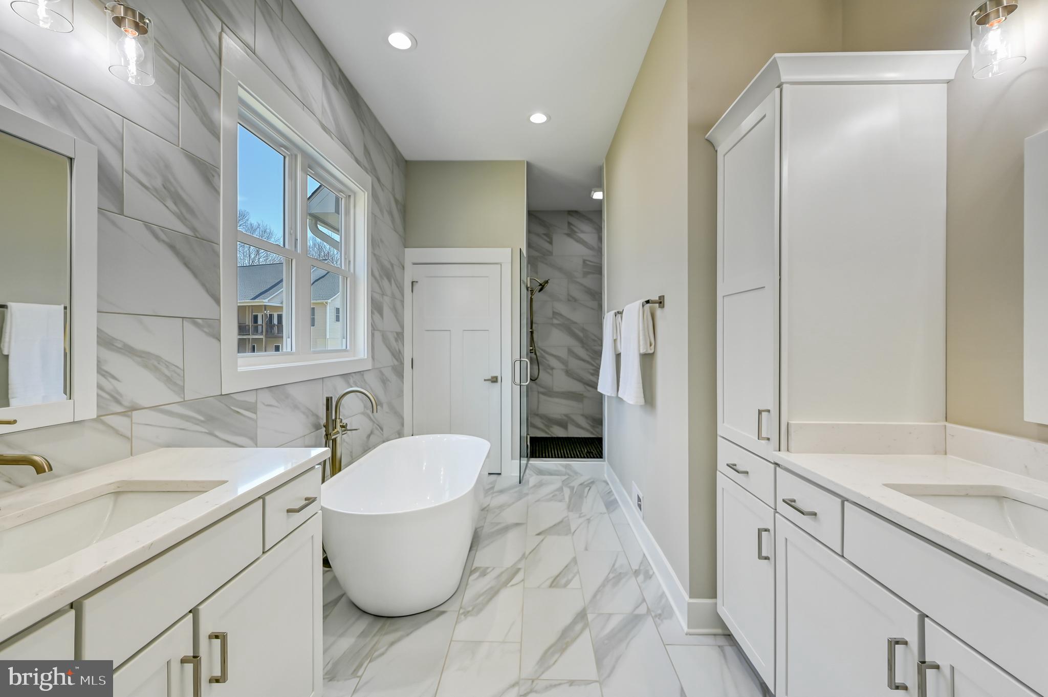 MILL RUN - Residential