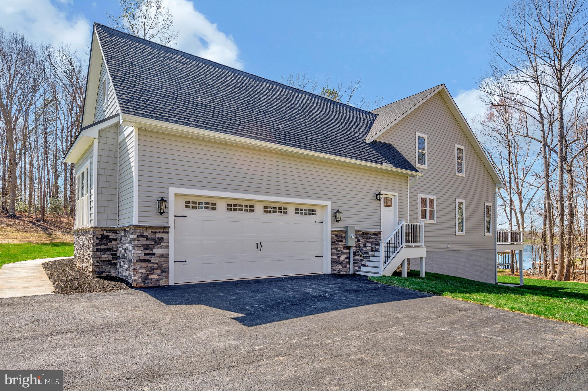 MILL RUN - Residential