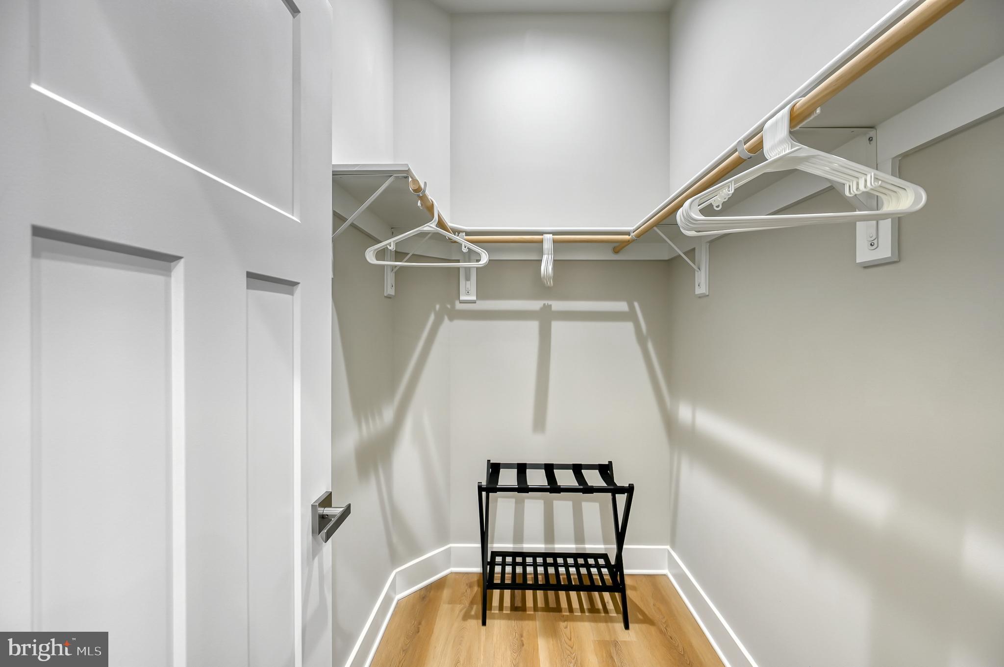 MILL RUN - Residential