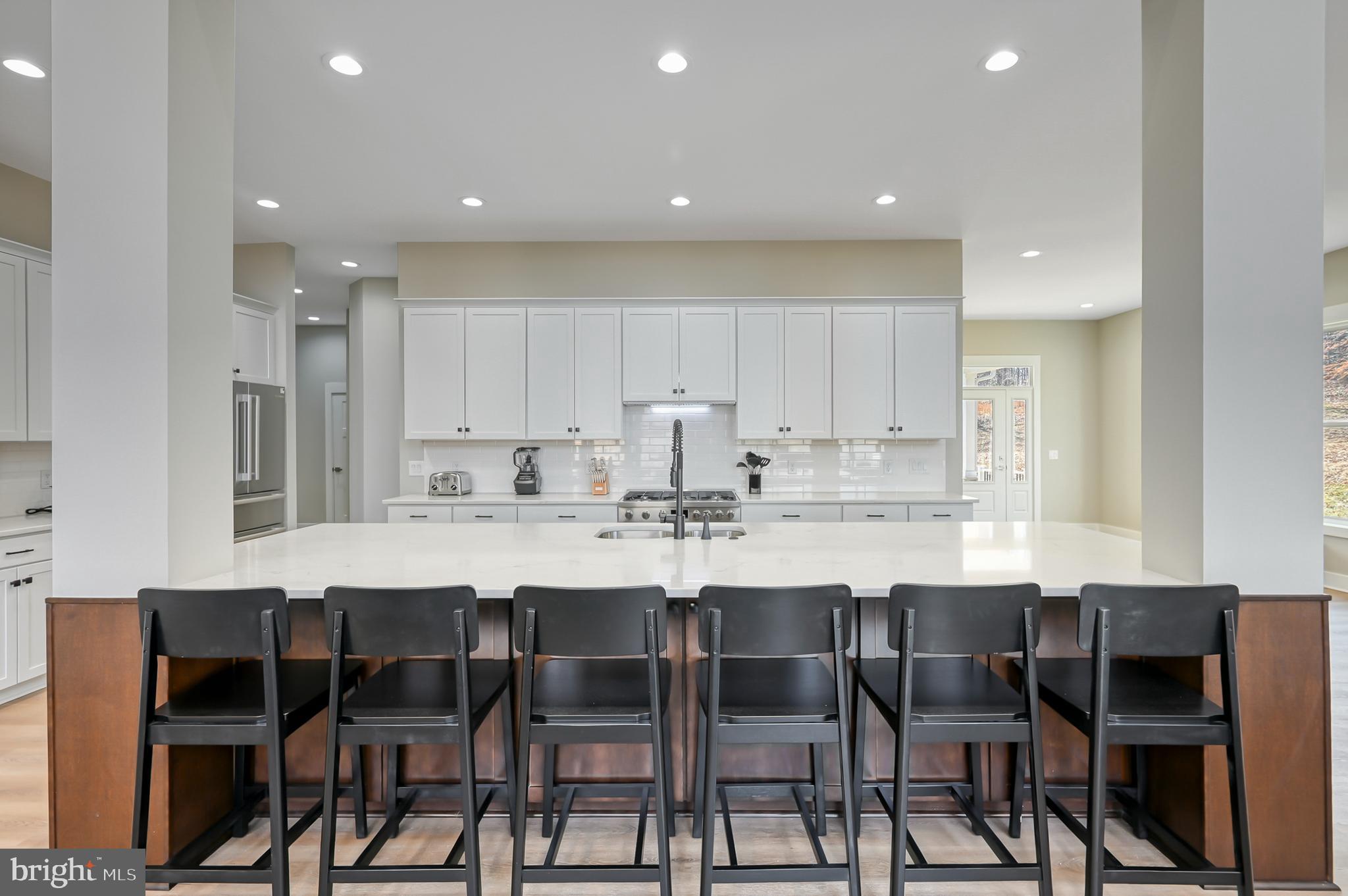 MILL RUN - Residential