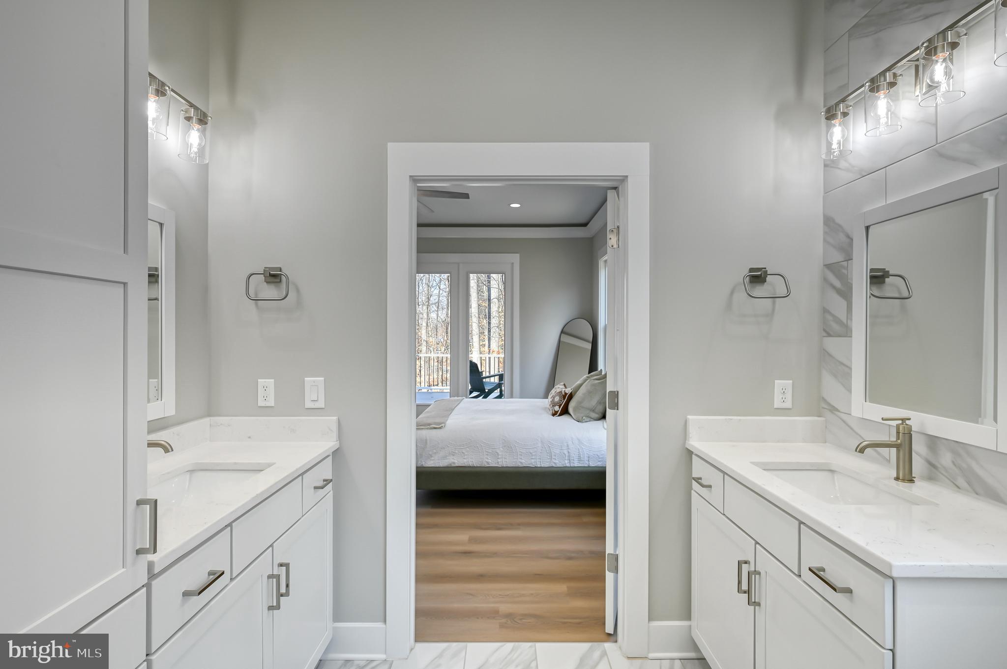 MILL RUN - Residential