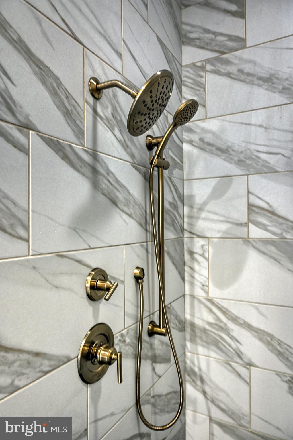 MILL RUN - Residential