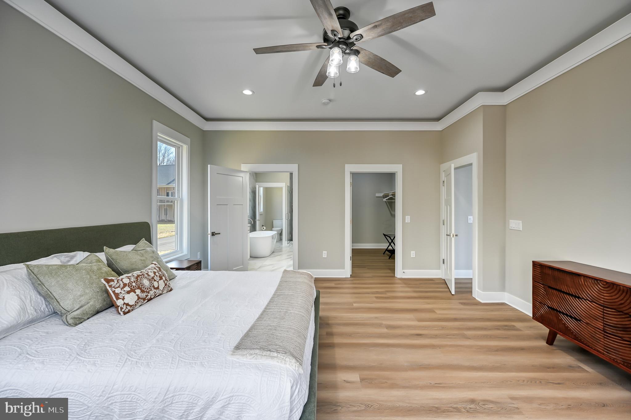 MILL RUN - Residential