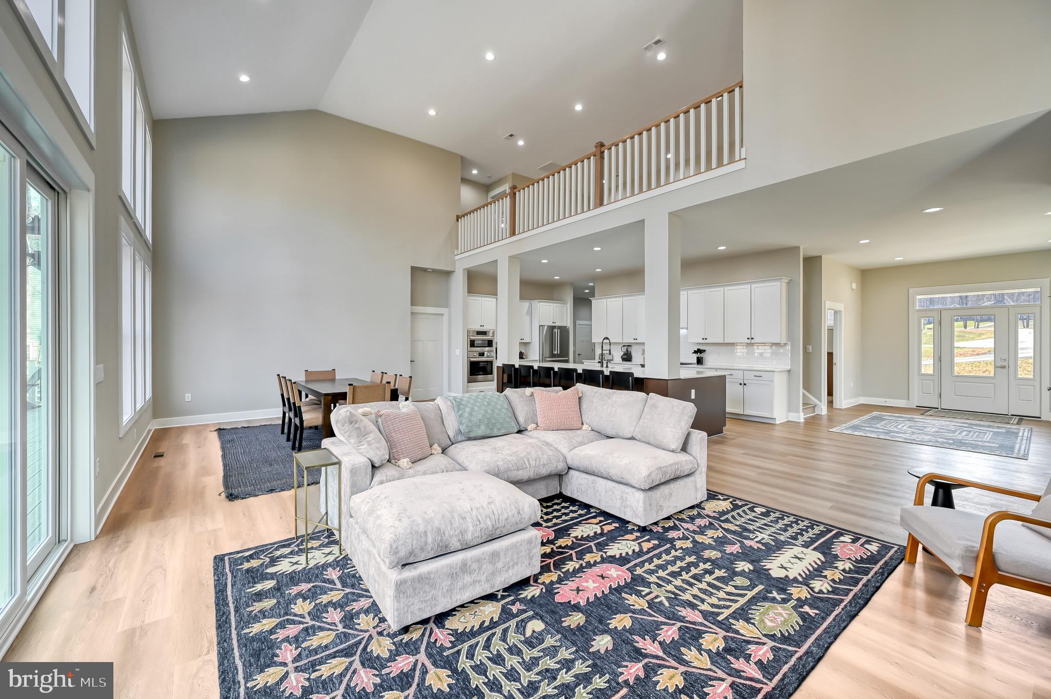 MILL RUN - Residential