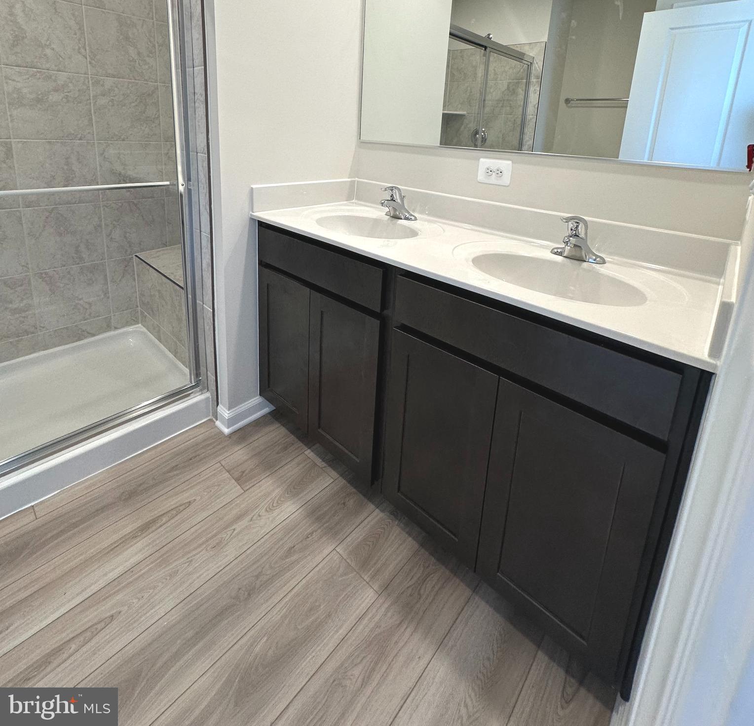 SHENANDOAH SPRINGS - Residential Lease