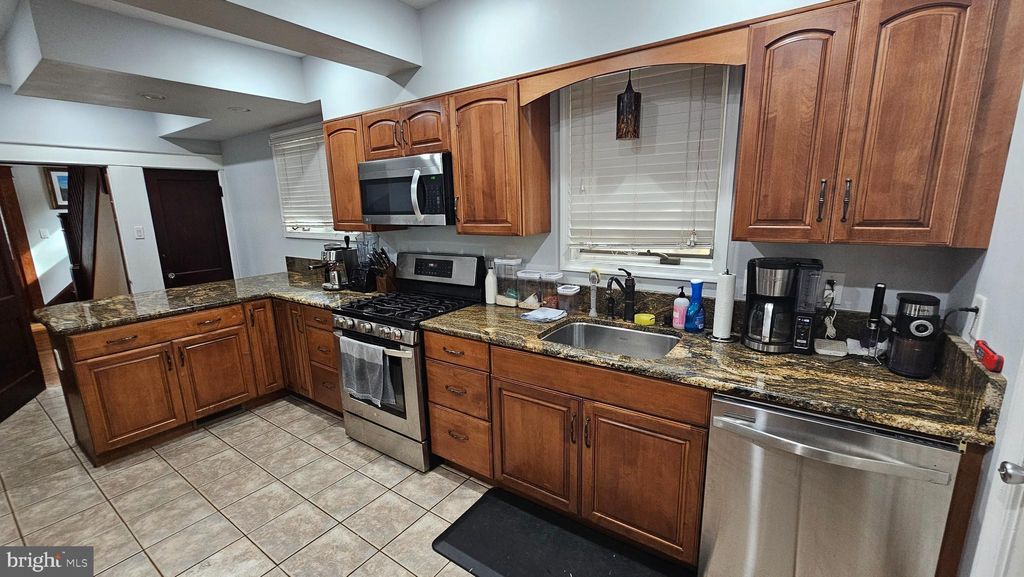 Photo of 205 SW 3rd Avenue SW, GLEN BURNIE, MD 21061 (MLS # MDAA2127336)
