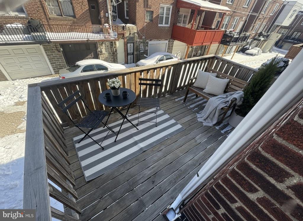 WEST OAK LANE - Residential