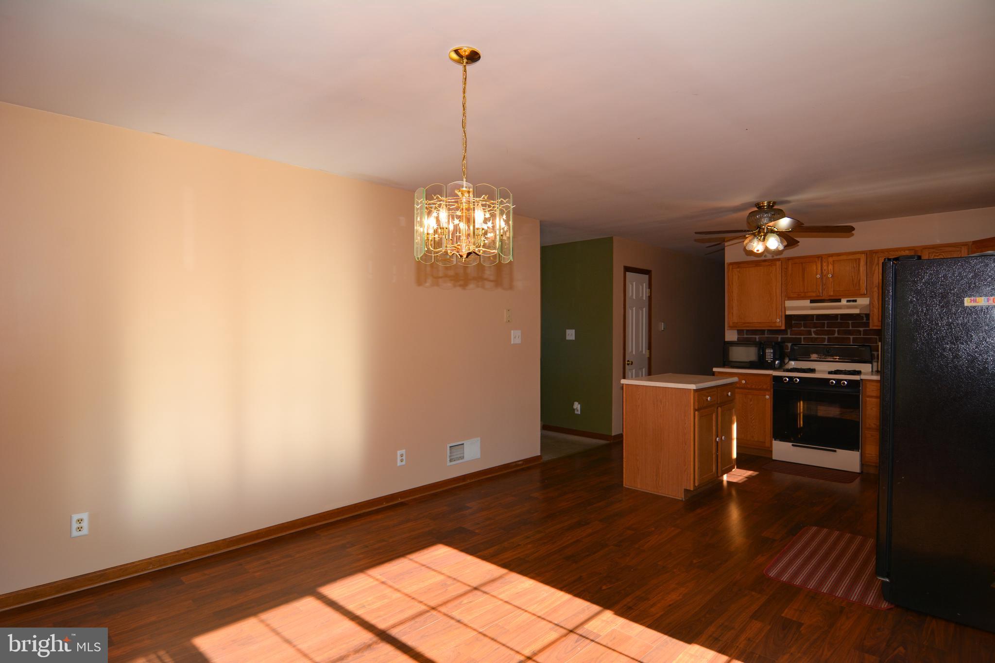 VALLEY ROAD - Residential