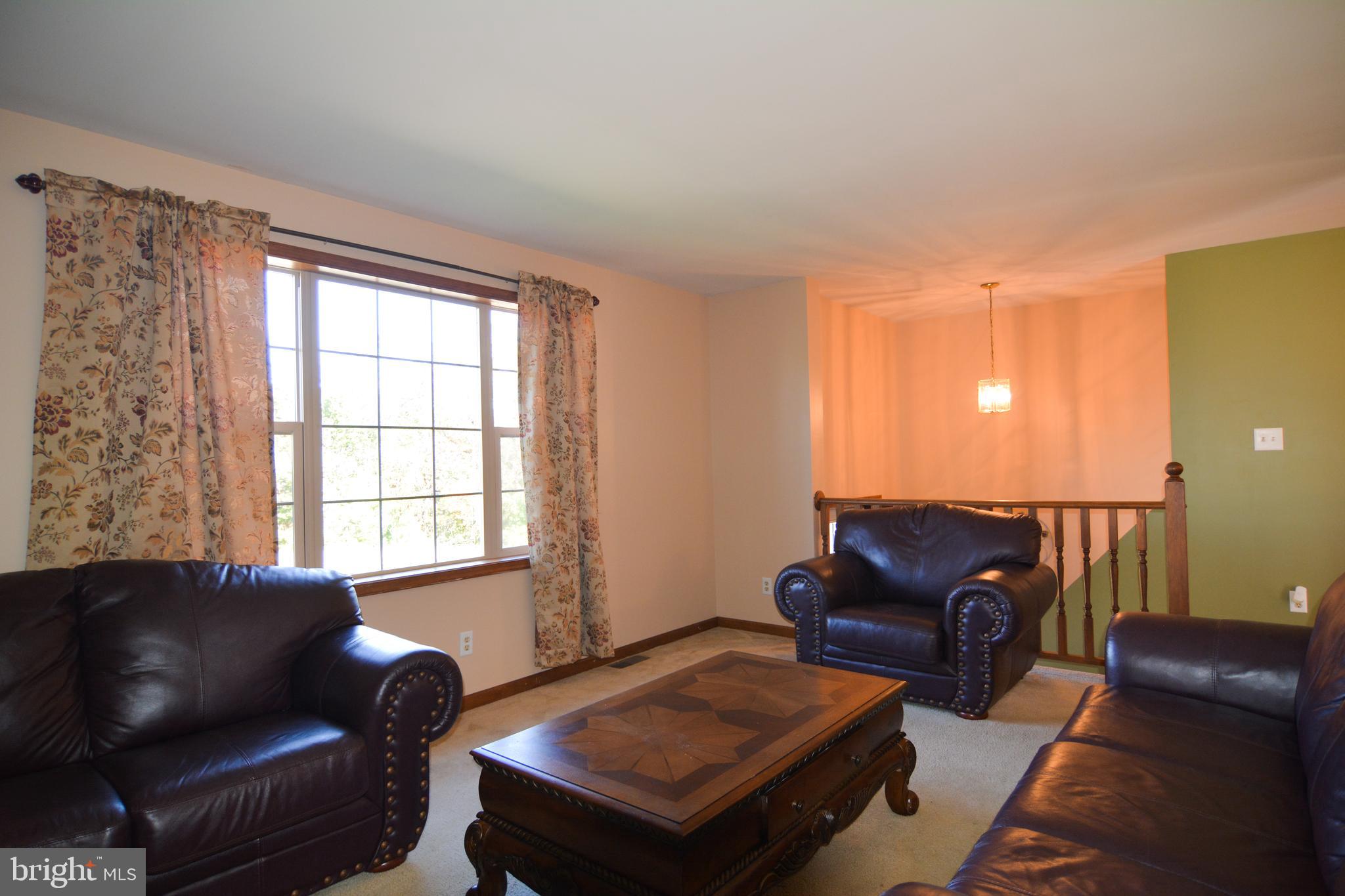 VALLEY ROAD - Residential