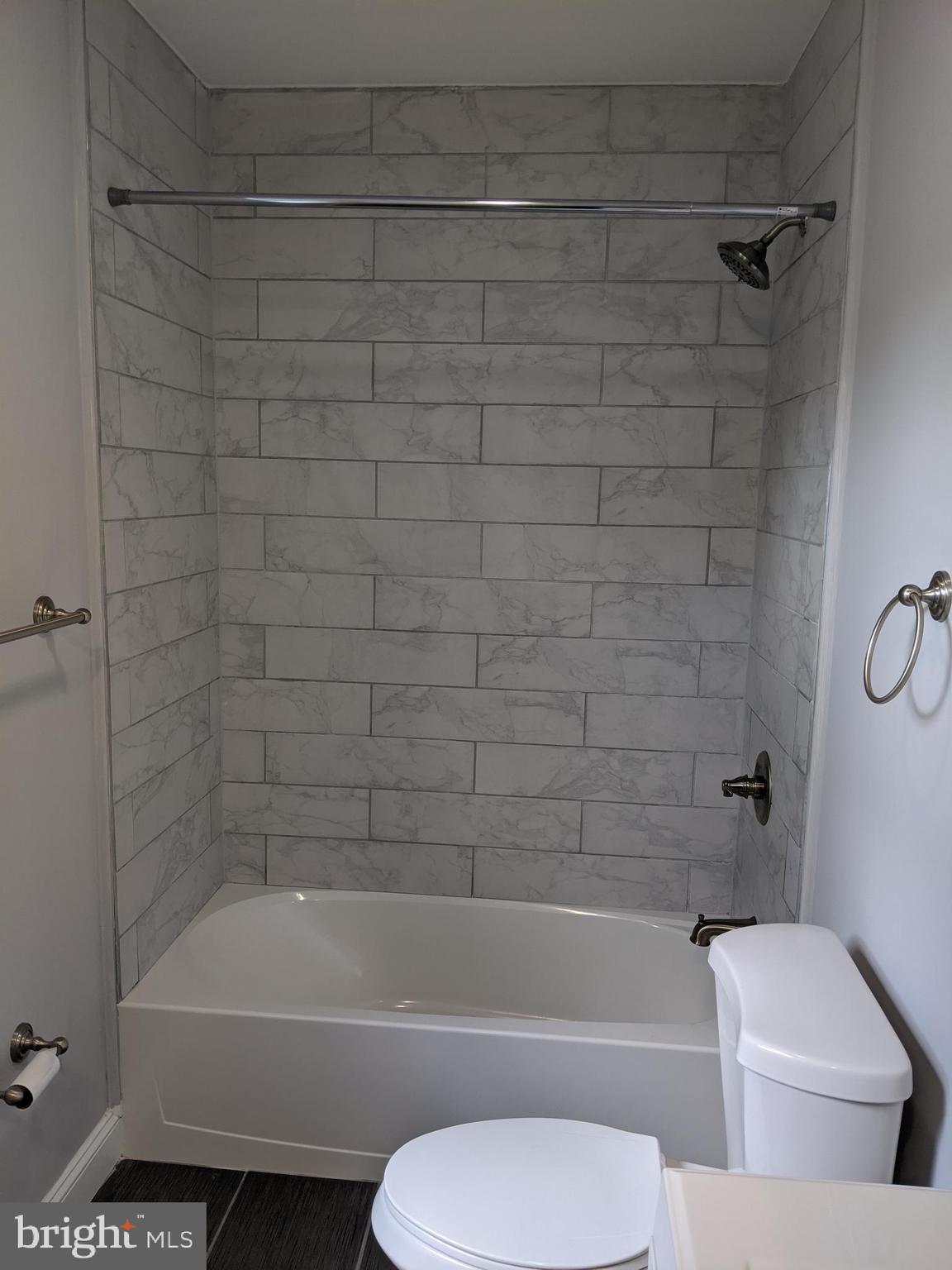 CROWNSVILLE - Residential Lease