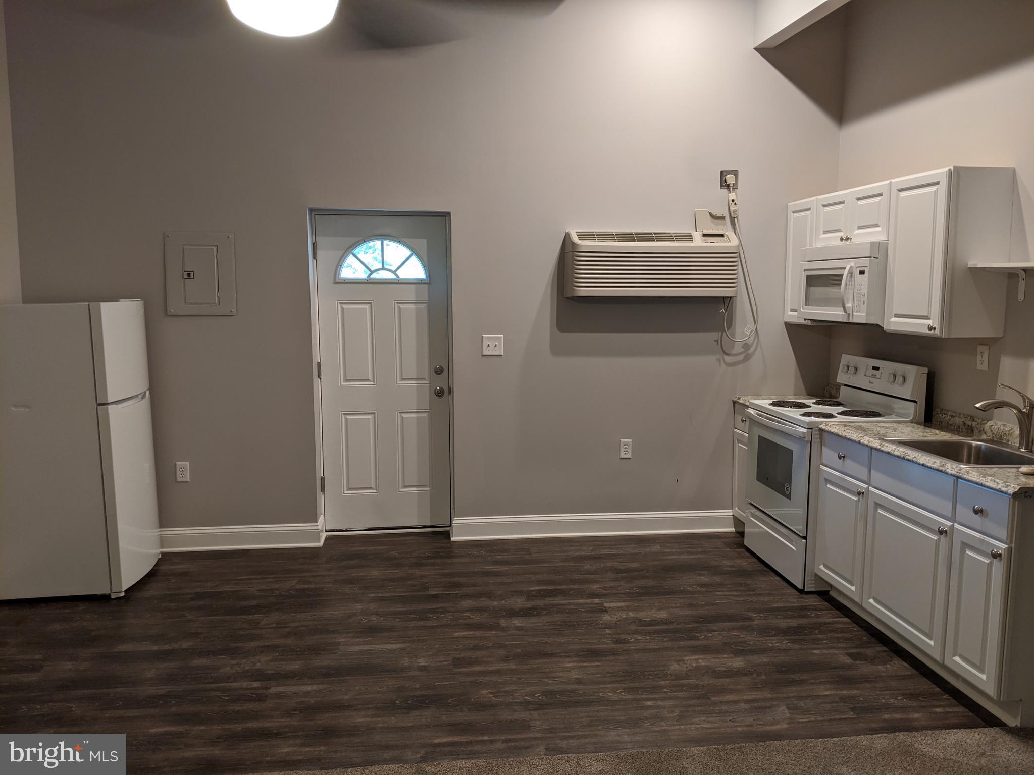 CROWNSVILLE - Residential Lease