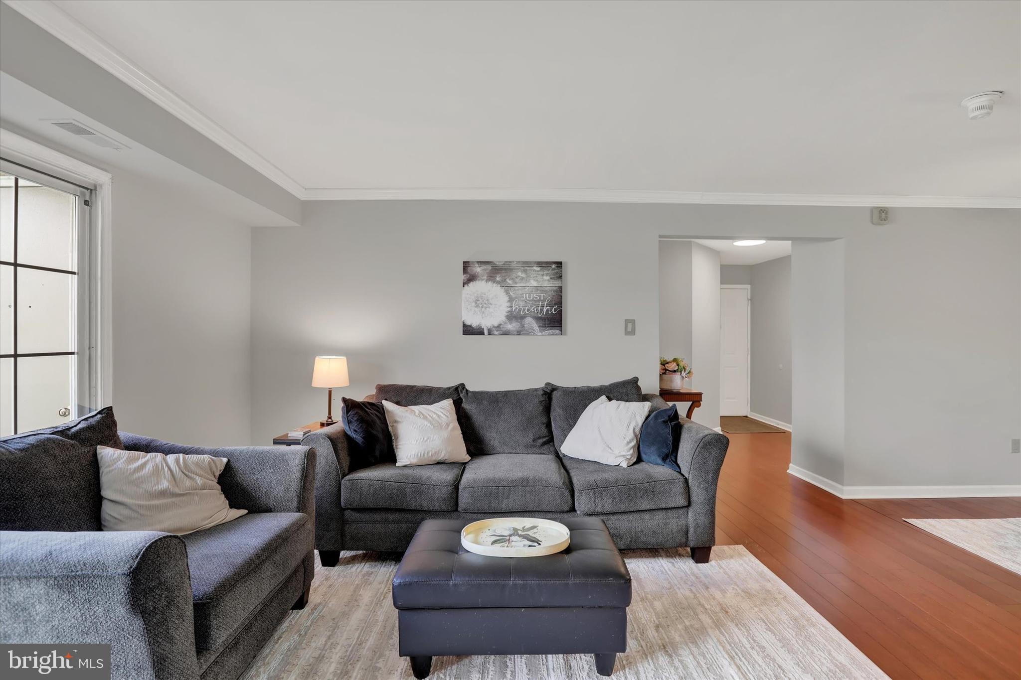 SOCIETY PL - Residential