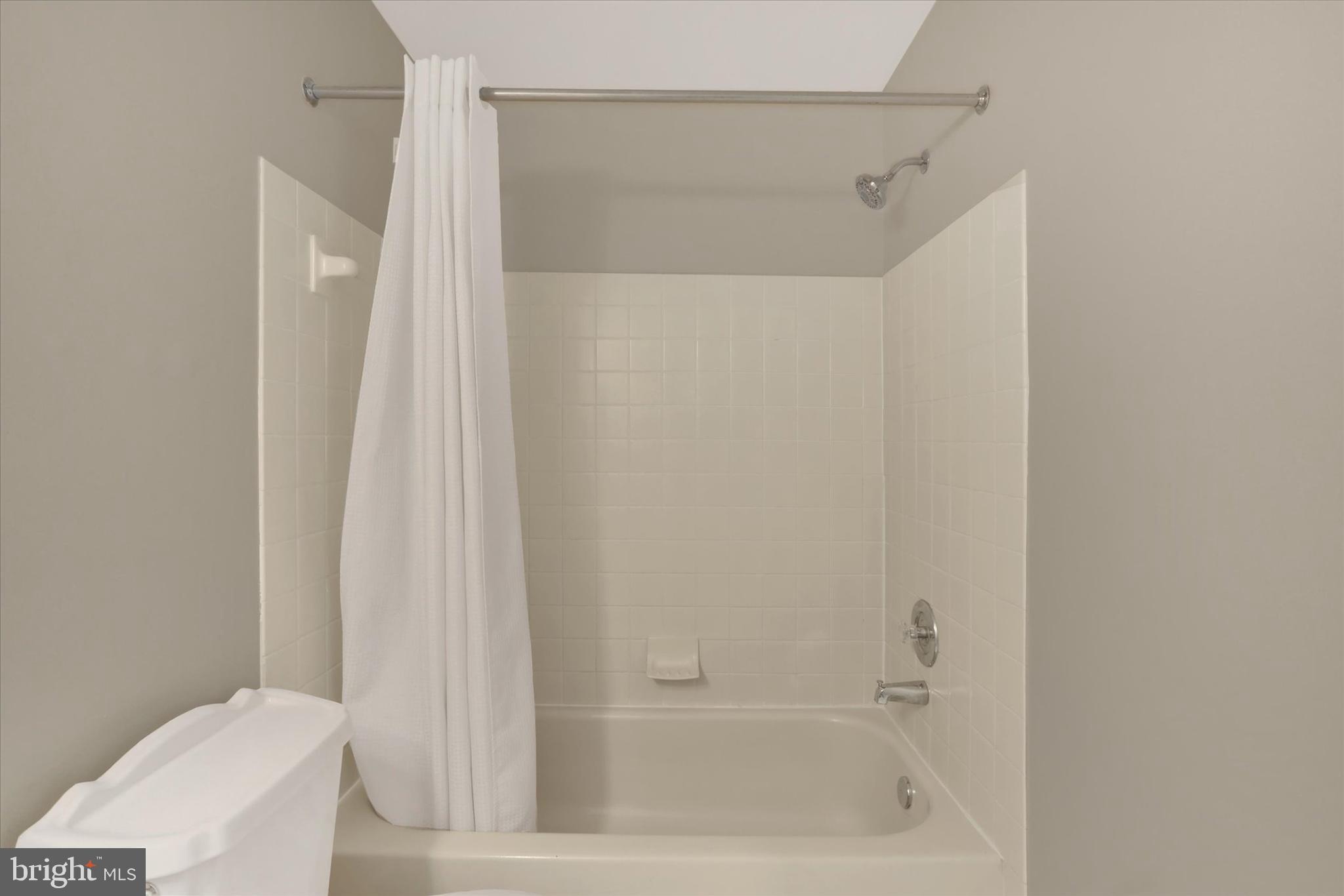 SOCIETY PL - Residential