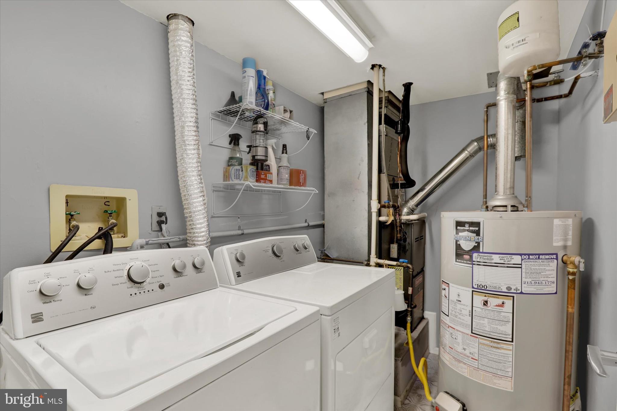 SOCIETY PL - Residential