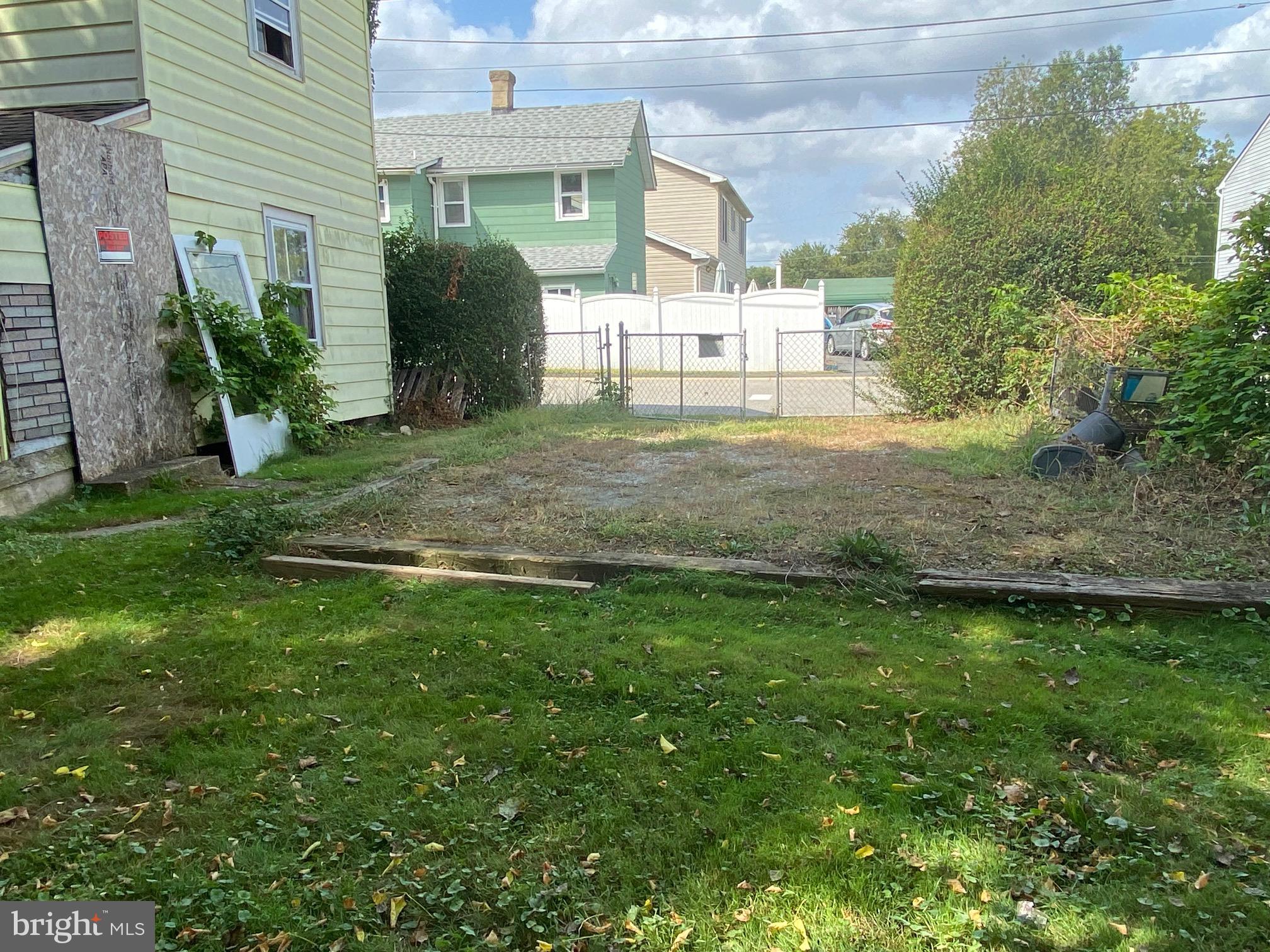 ELKTON - Residential