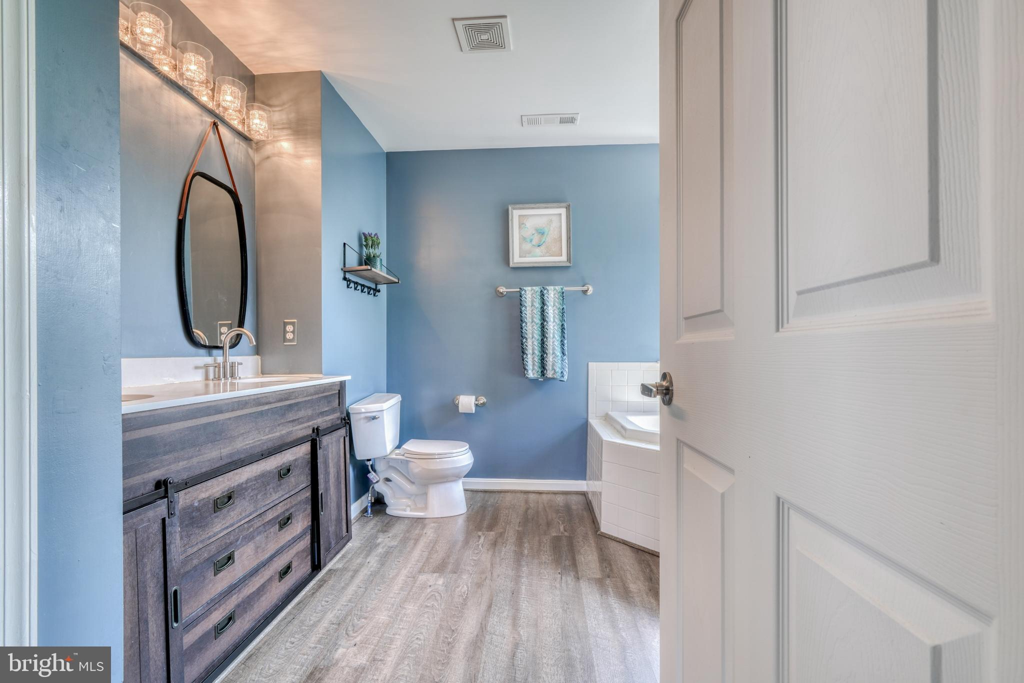 WESTWOOD PARK - Residential