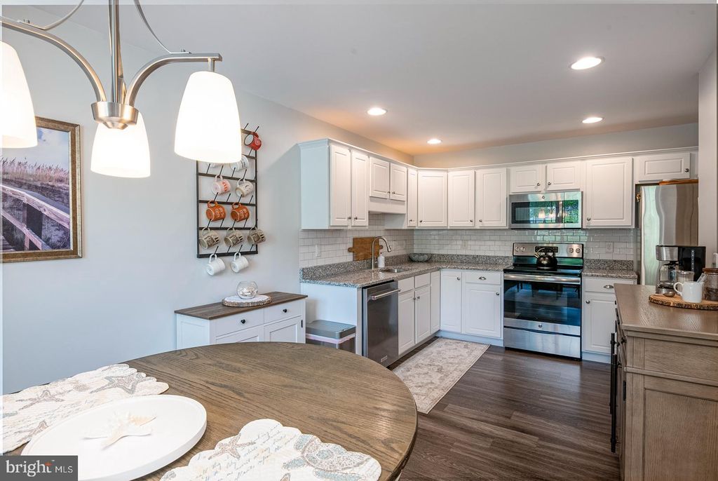Photo of 315 Cabot Circle, WILLOW STREET, PA 17584 (MLS # PALA2088446)