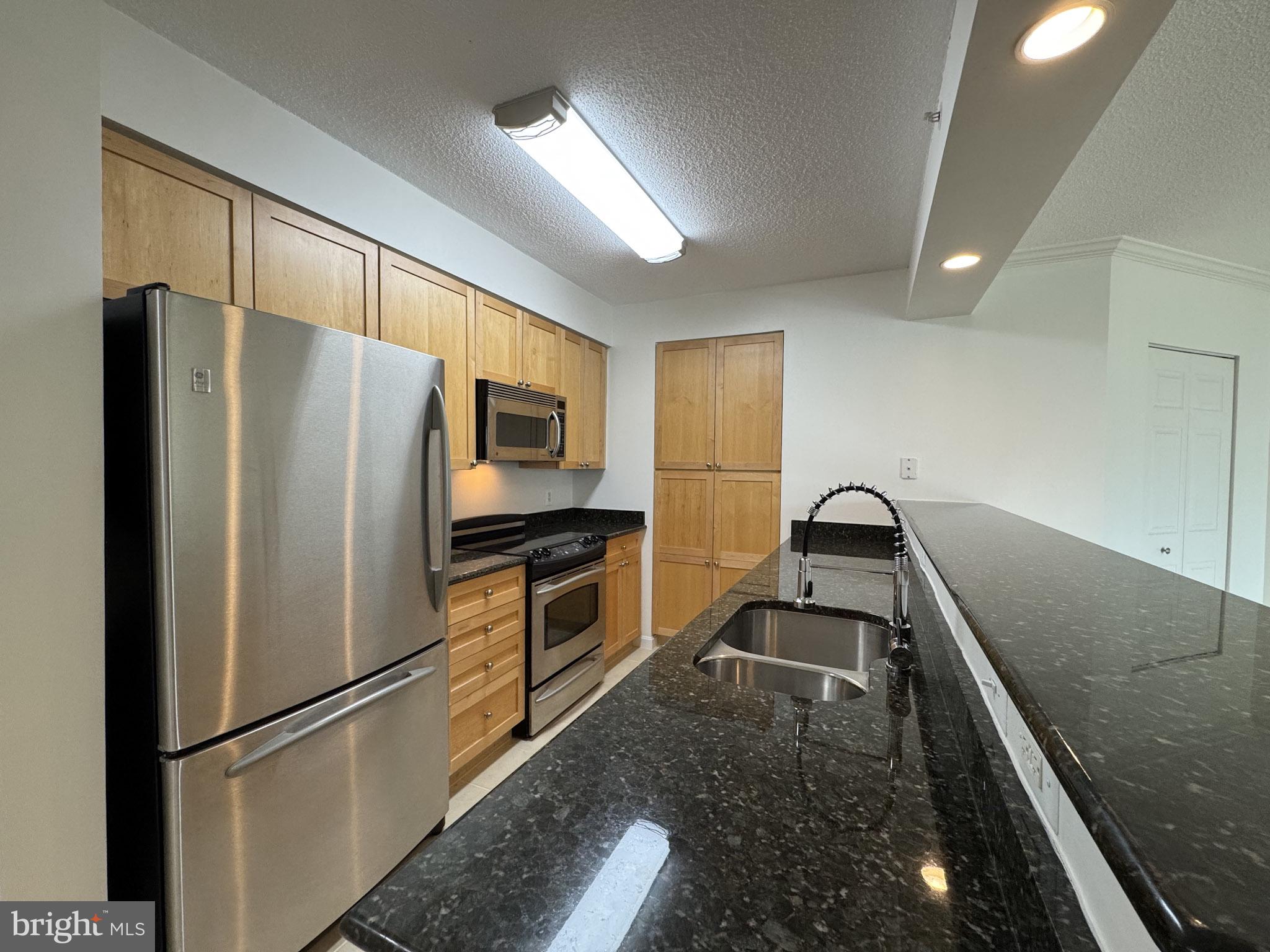 NORTHAMPTON - Residential Lease