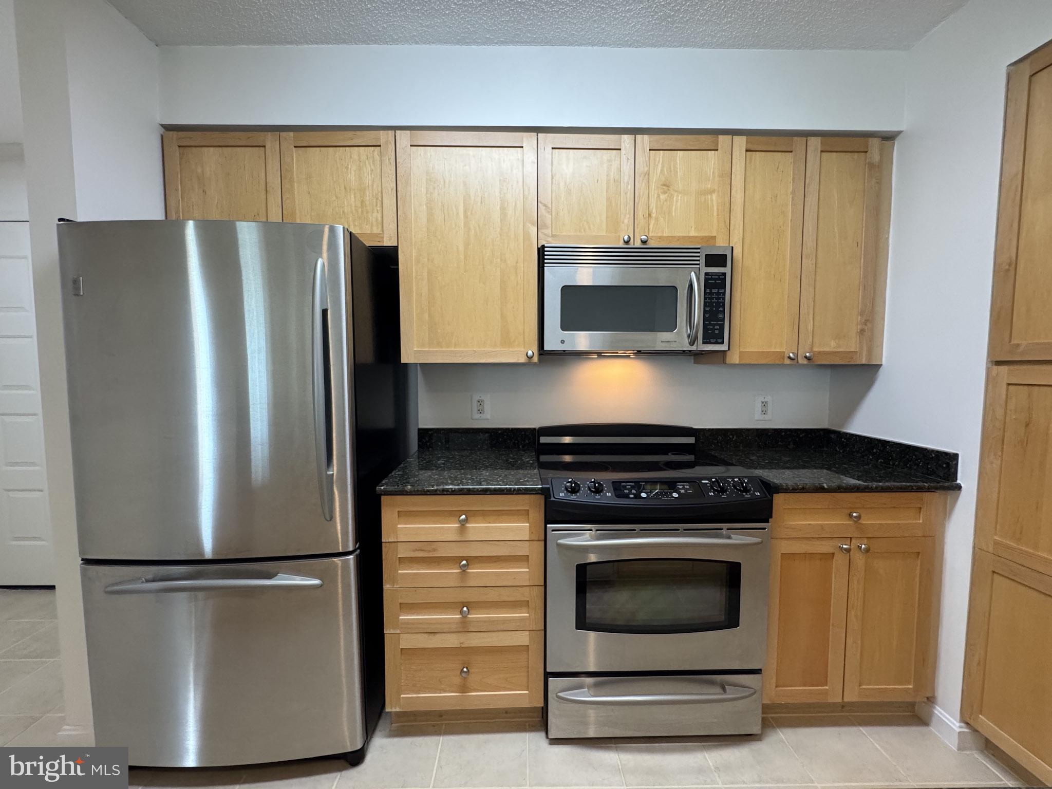 NORTHAMPTON - Residential Lease