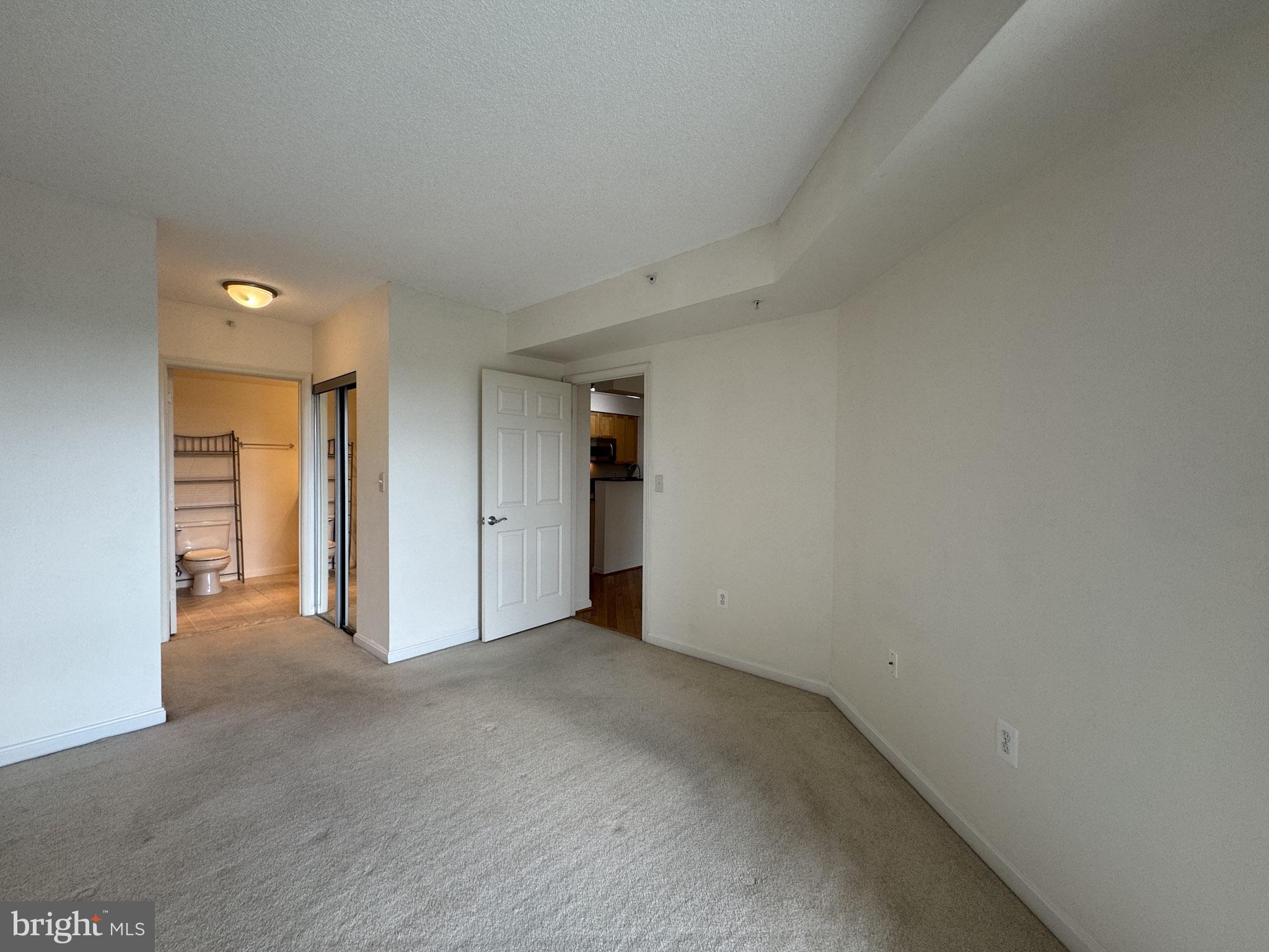 NORTHAMPTON - Residential Lease