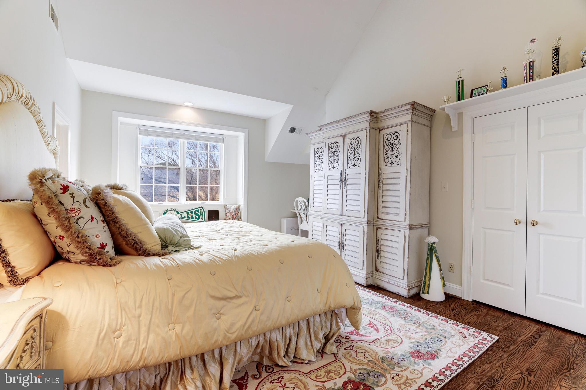 DOWN PATRICK FARM - Residential