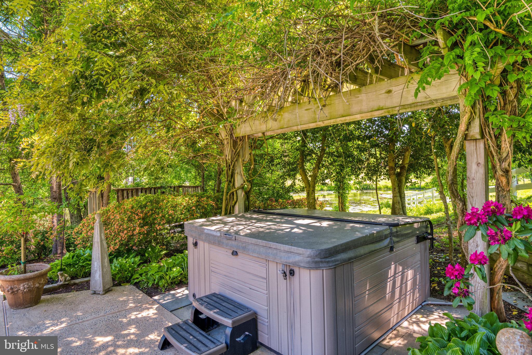 DOWN PATRICK FARM - Residential