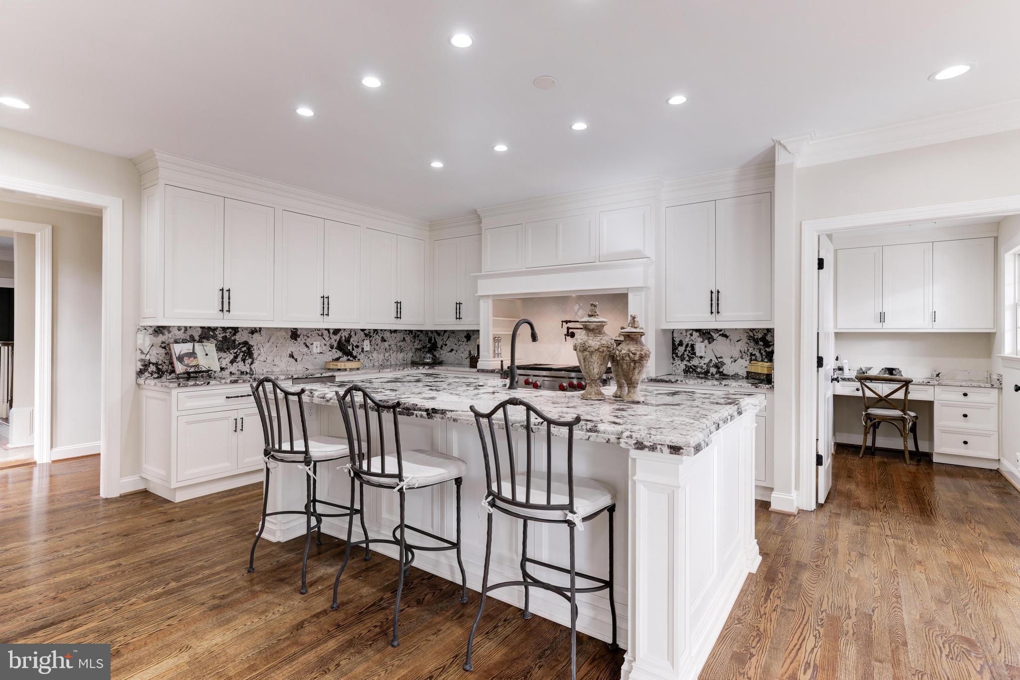 DOWN PATRICK FARM - Residential