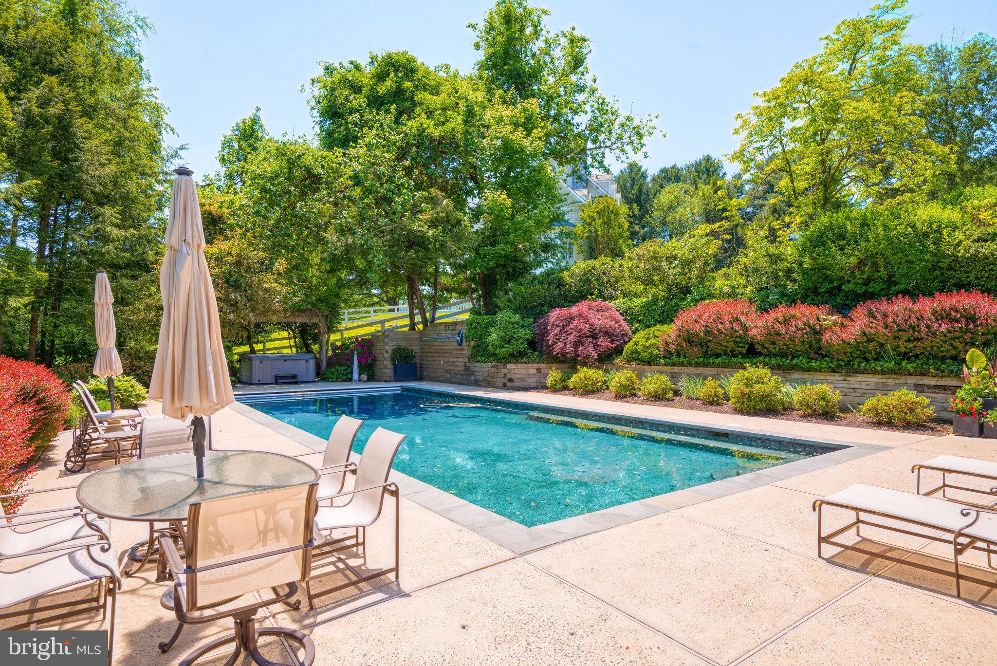 DOWN PATRICK FARM - Residential