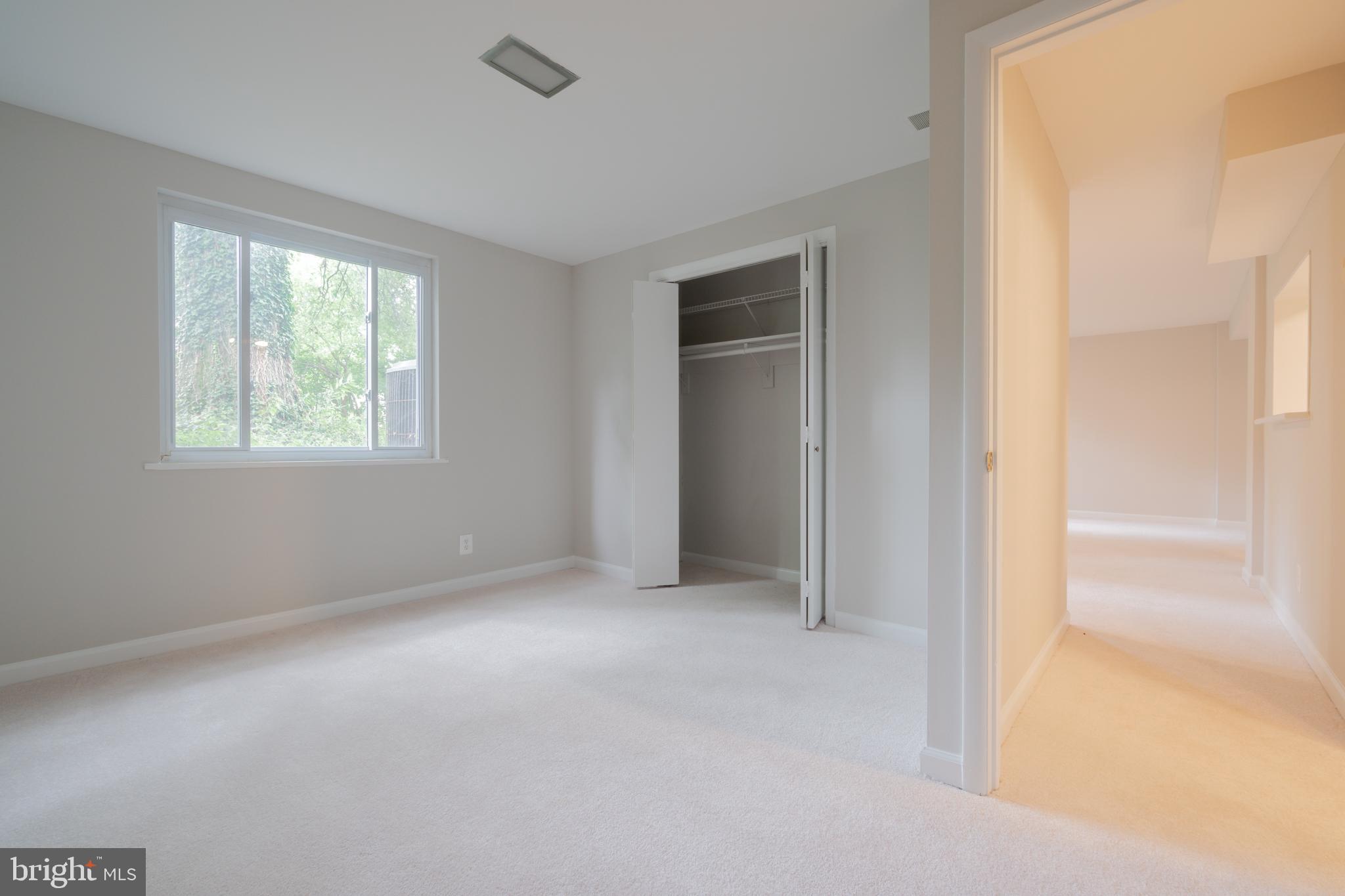 ADDISON HEIGHTS - Residential Lease